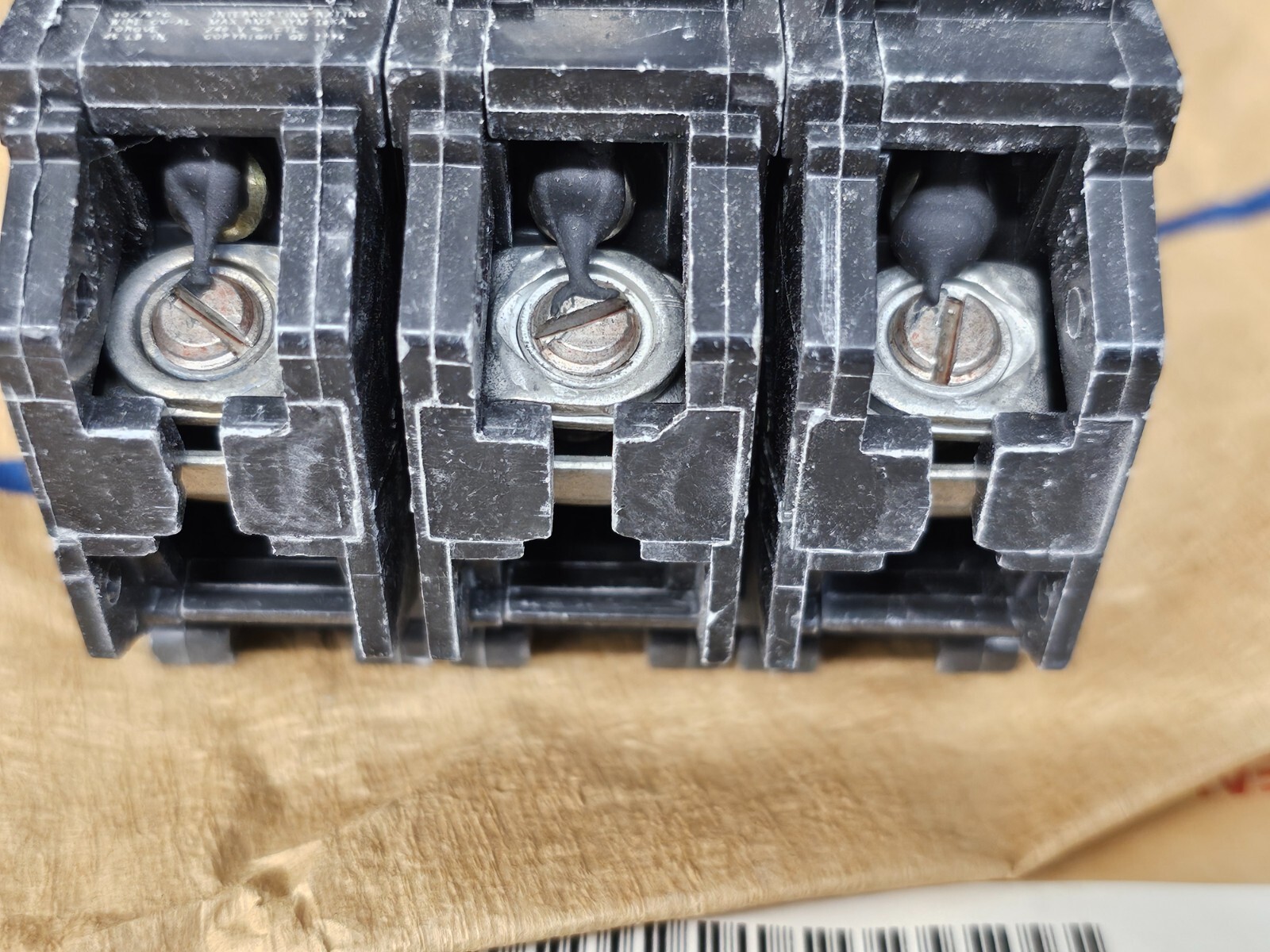 Ge General Electric Circuit Breaker 60A Amp 3 Pole P 240V THQAL THQL32060 NEW
