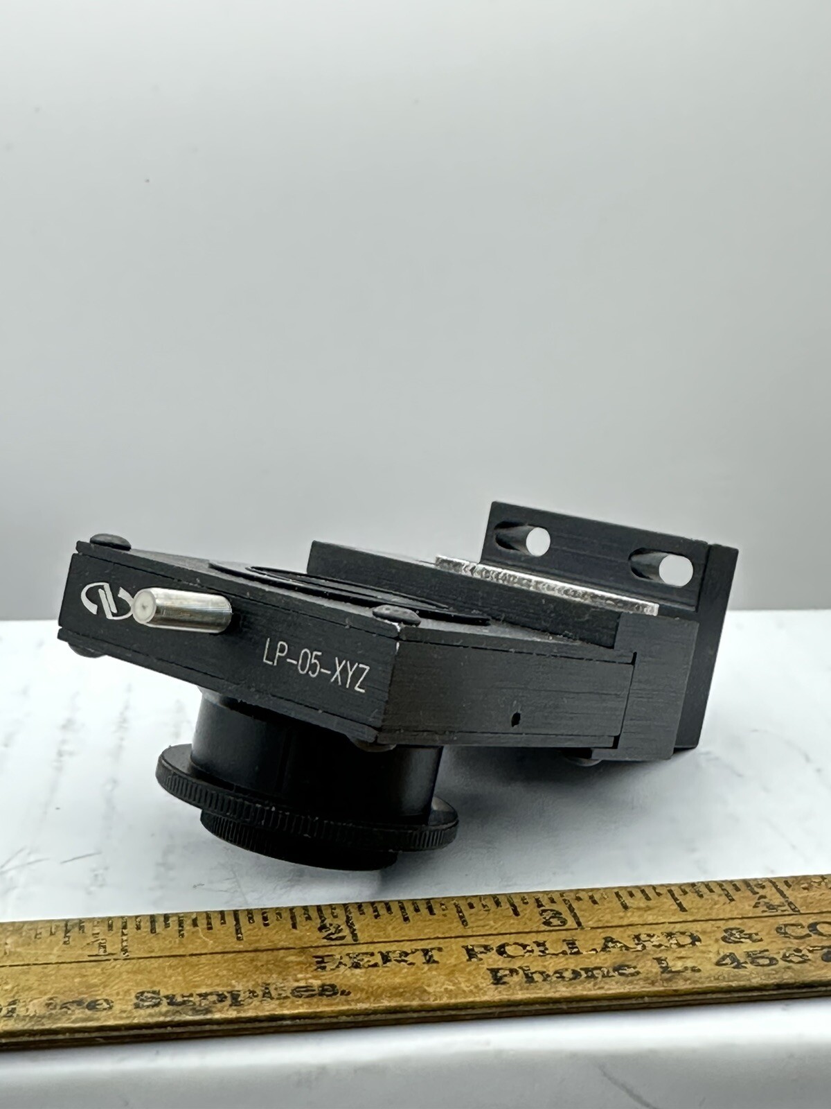 NEWPORT LP-05-XY XY LENS POSITIONER 0.5 IN. (12.7 MM) DIAMETER