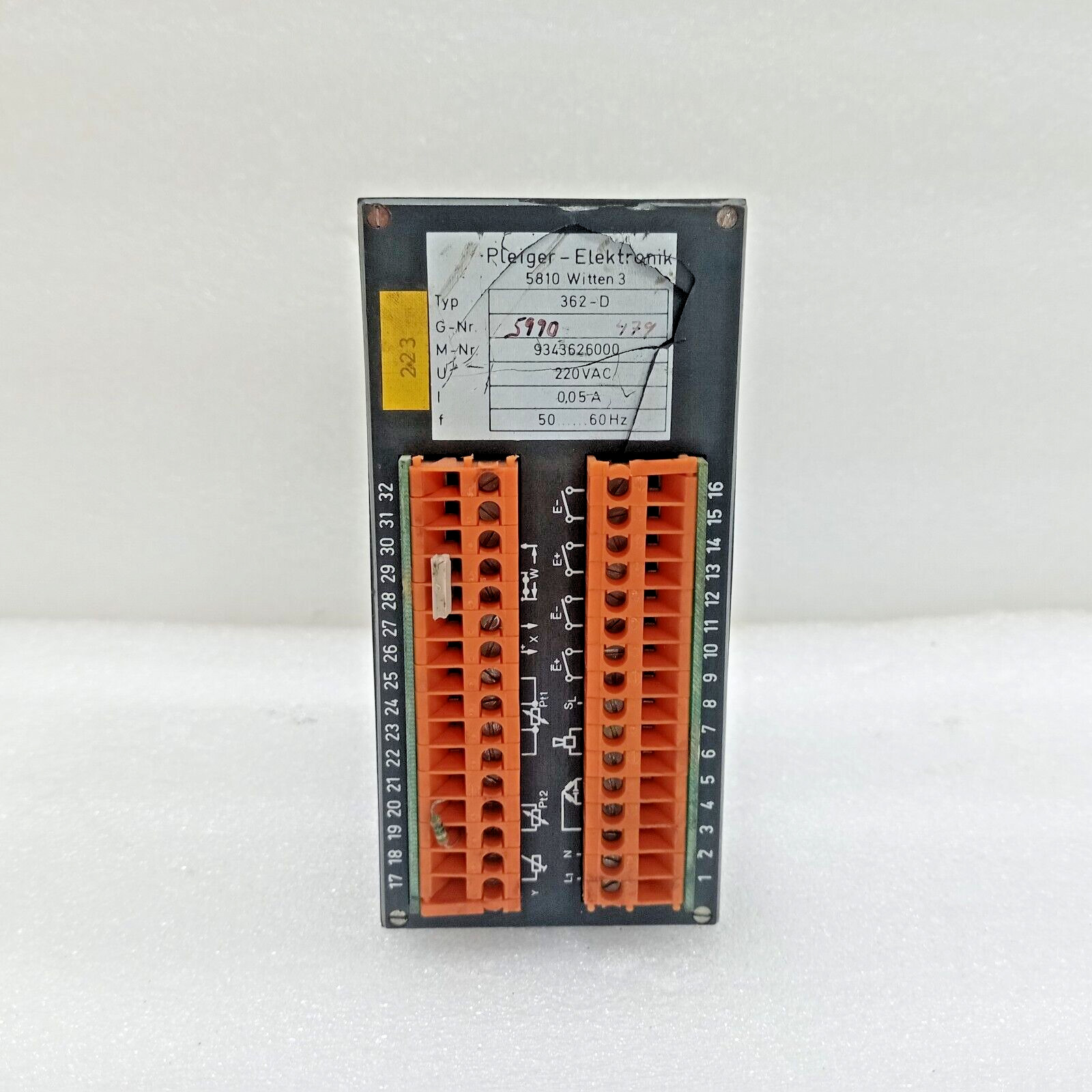 COSMETIC DAMAGE Pleiger-Elektronik 5810 Witten 3 Type 362-D