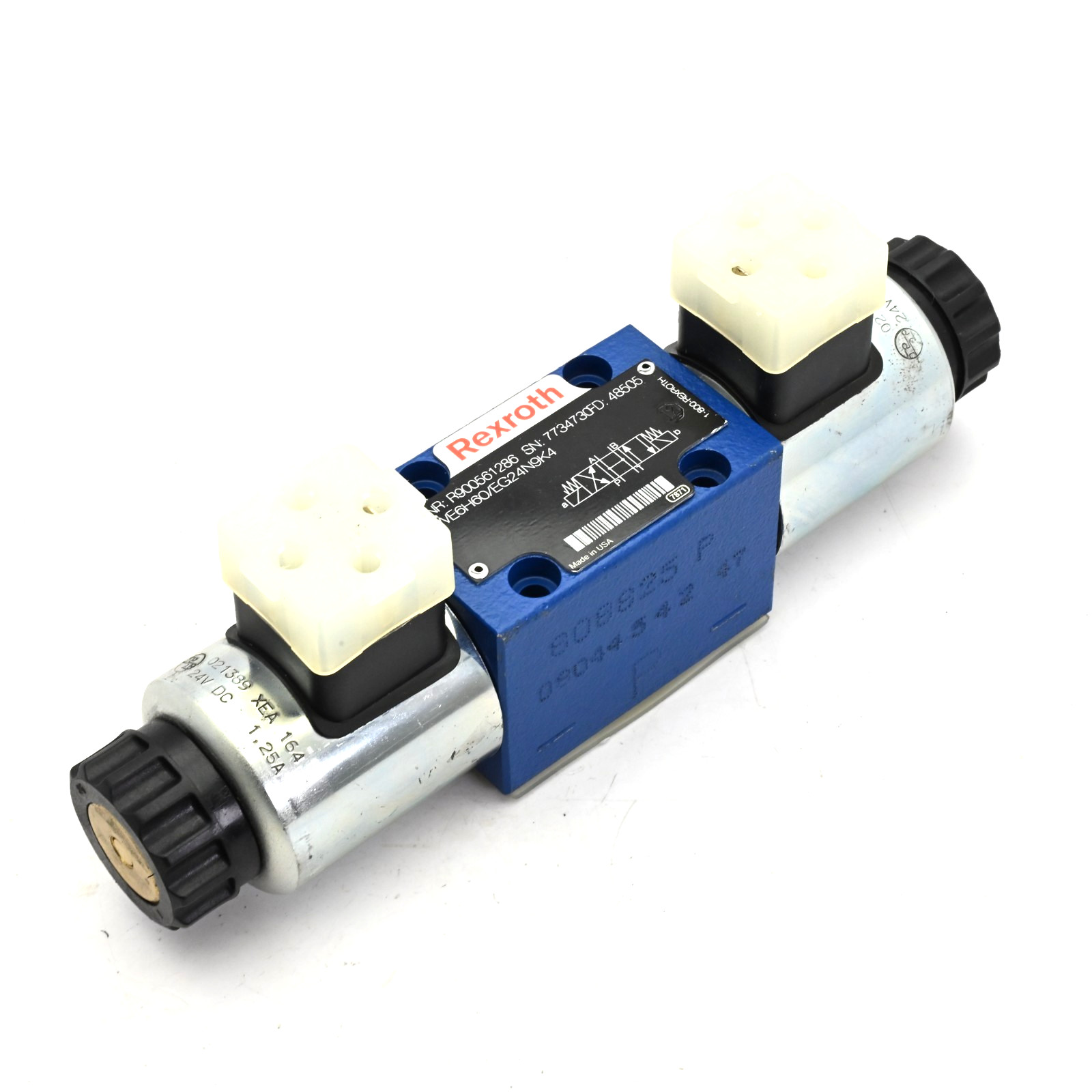 Bosch Rexroth R900561286 Hydraulic Direct-Acting Double Solenoid Valve – 4WE6H6X