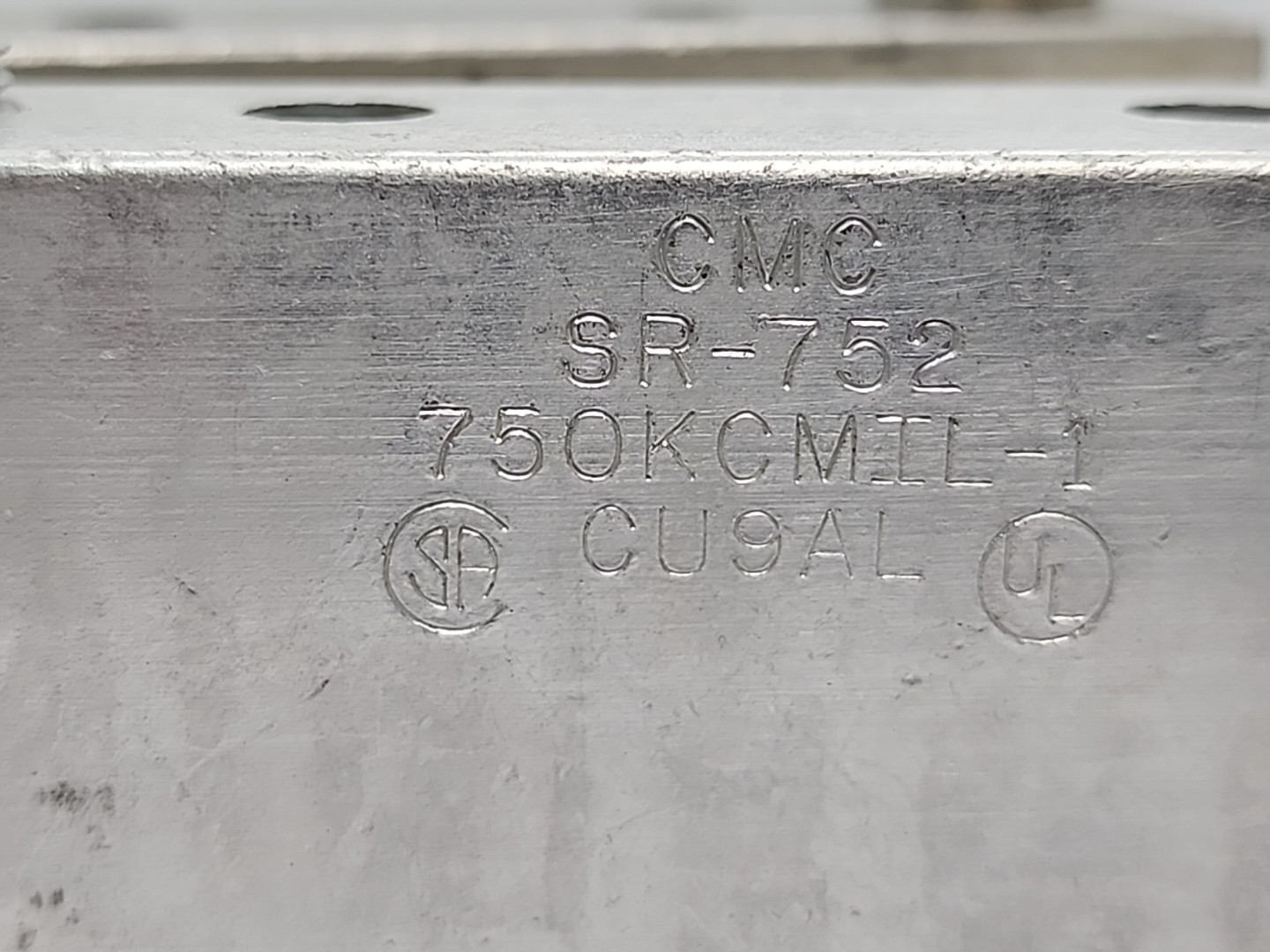 2x ILSCO CU9AL CMC SR-752 750KCMIL-1 HEAVY DUTY TWO WIRE TERMINAL LUG [2ES1-1]