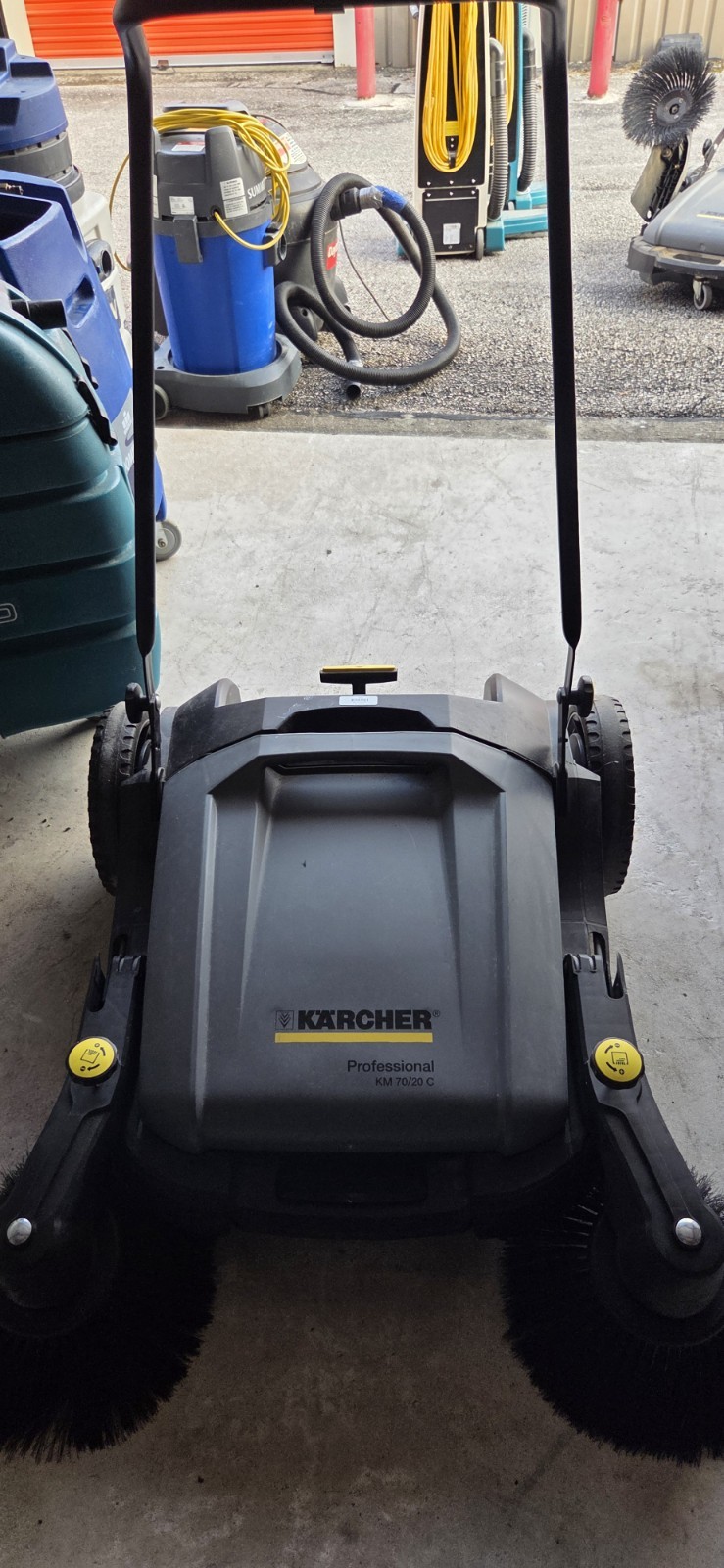 Kärcher Pro Walk Behind Outdoor Push Sweeper, KM 70/20 C 2SB