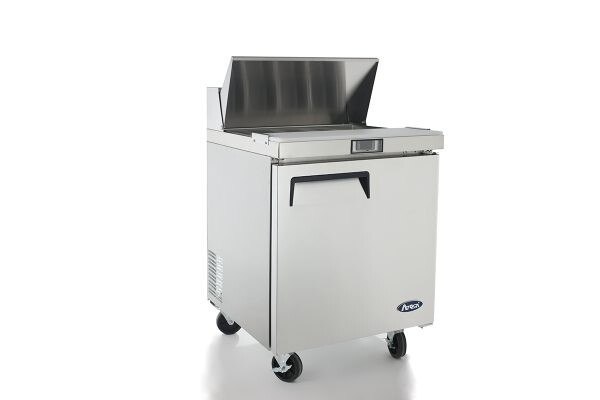 Atosa MSF8301GR 27″ 1 DOOR Sandwich Prep Refrigerator 8 of 1/6 pans on top