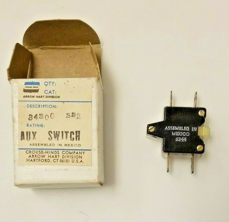 Crouse Hinds Aux Switch 34300 332 (2pk) New in Box