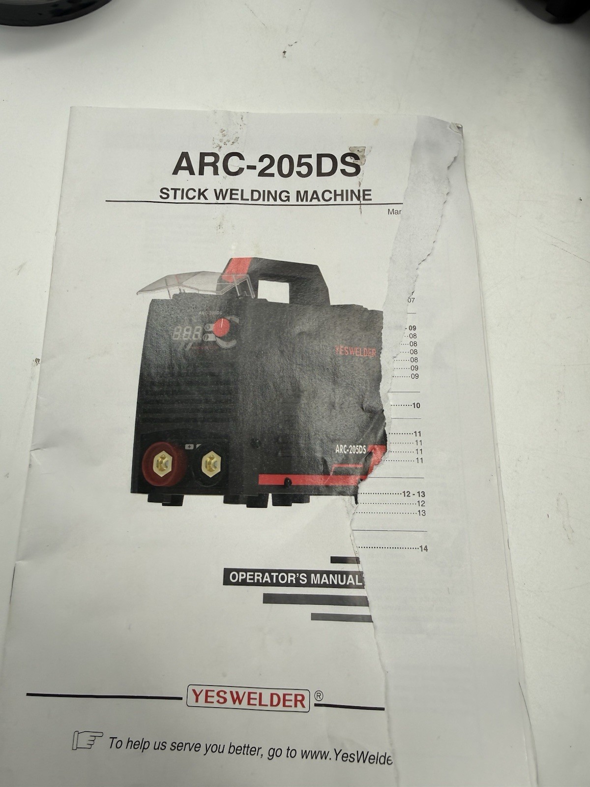 YESWELDER ARC-205DS Stick Welder AC/DC Welding Machine w Cables Dual Voltge 205a