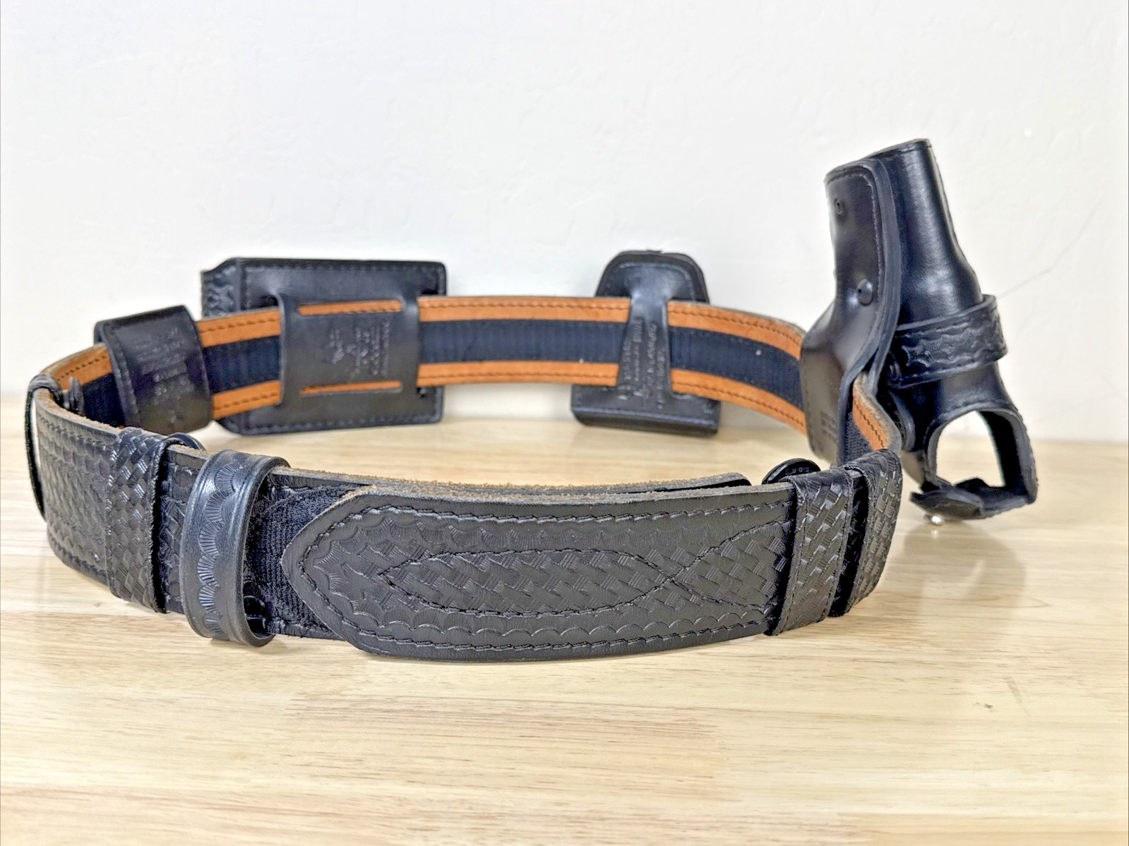 Safariland Model 94 Tactical Leather Belt w/ Gun Holster & Attachments READ