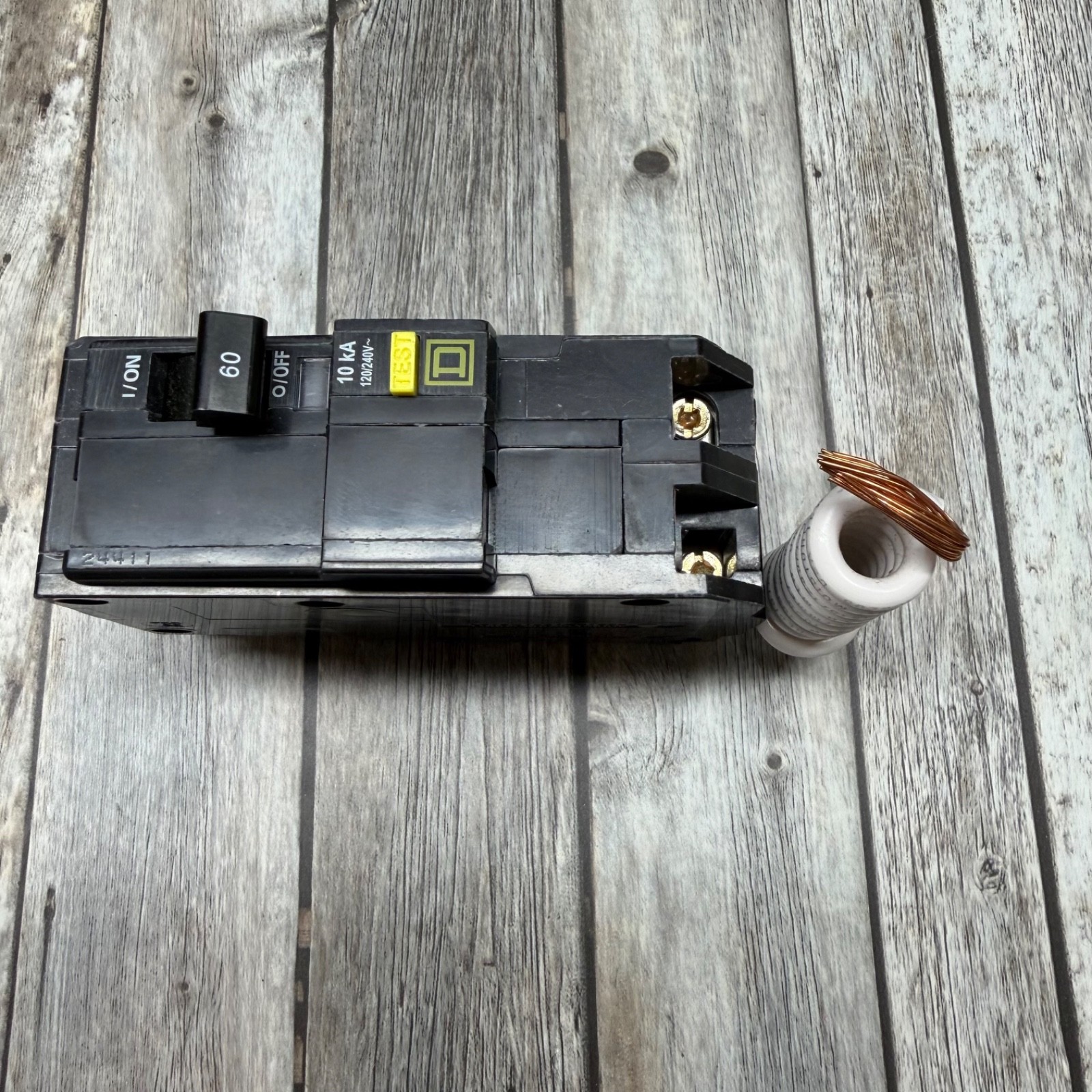Schneider Square D QO 60-amp 2 Pole GFCI and Circuit Breaker Model #QO260GFICP