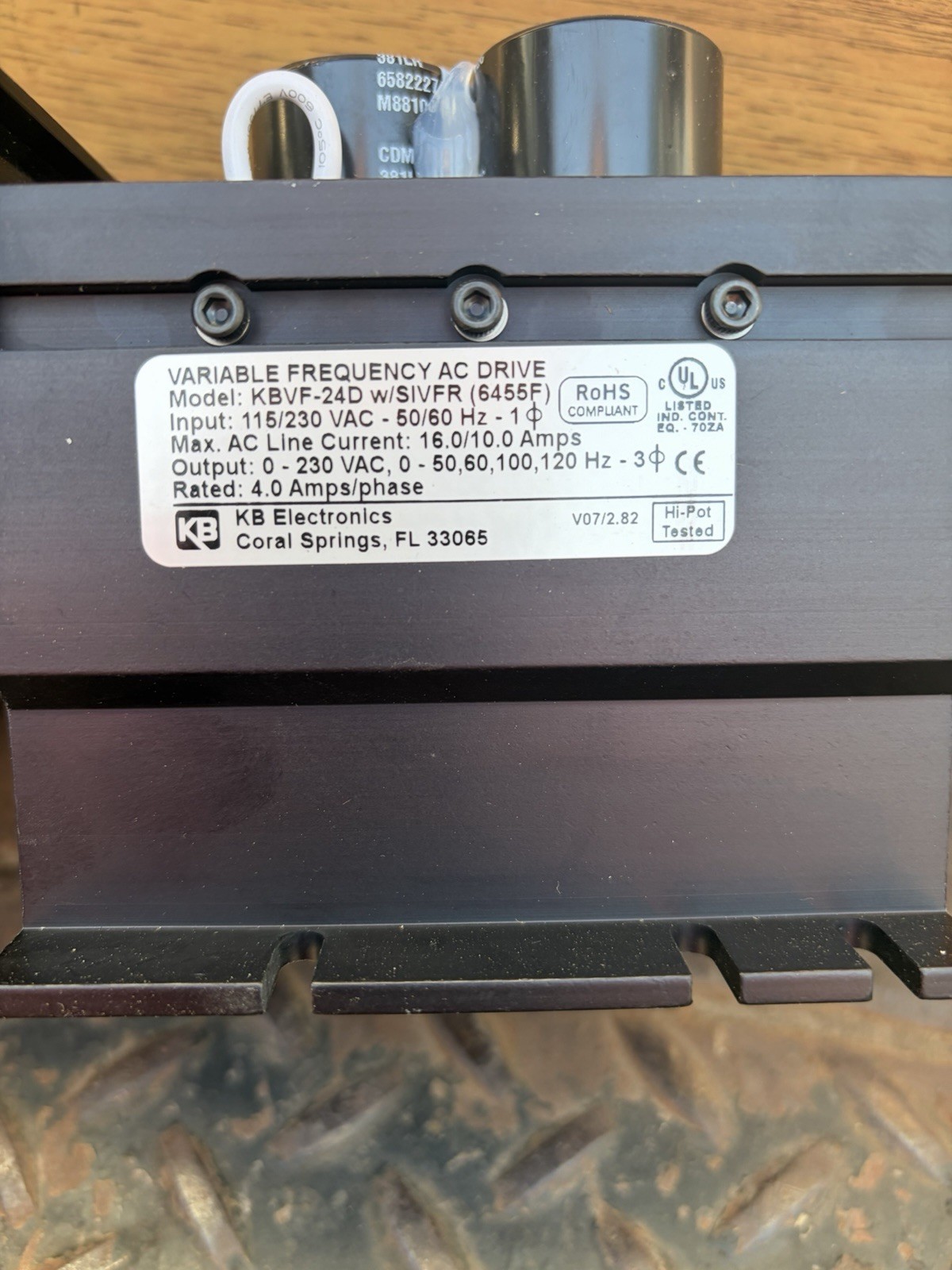 (MC82) KB Electronics Variable Frequency AC Drive KBVF-24D 6455F Fixed at 25hz