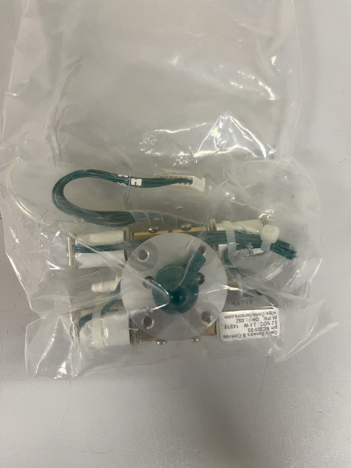 Carefusion 15079-001 85 PSI Oxygen Blender Assembly for LTV-1200/1150/1100