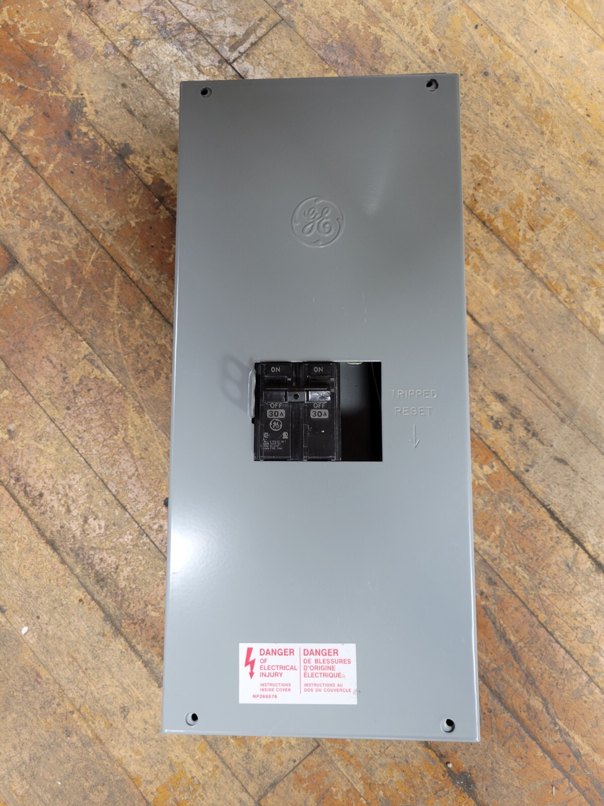 GE TQC100S Circuit Breaker Enclosure 100A 240V 3P Type 1 with THQB230 Breaker