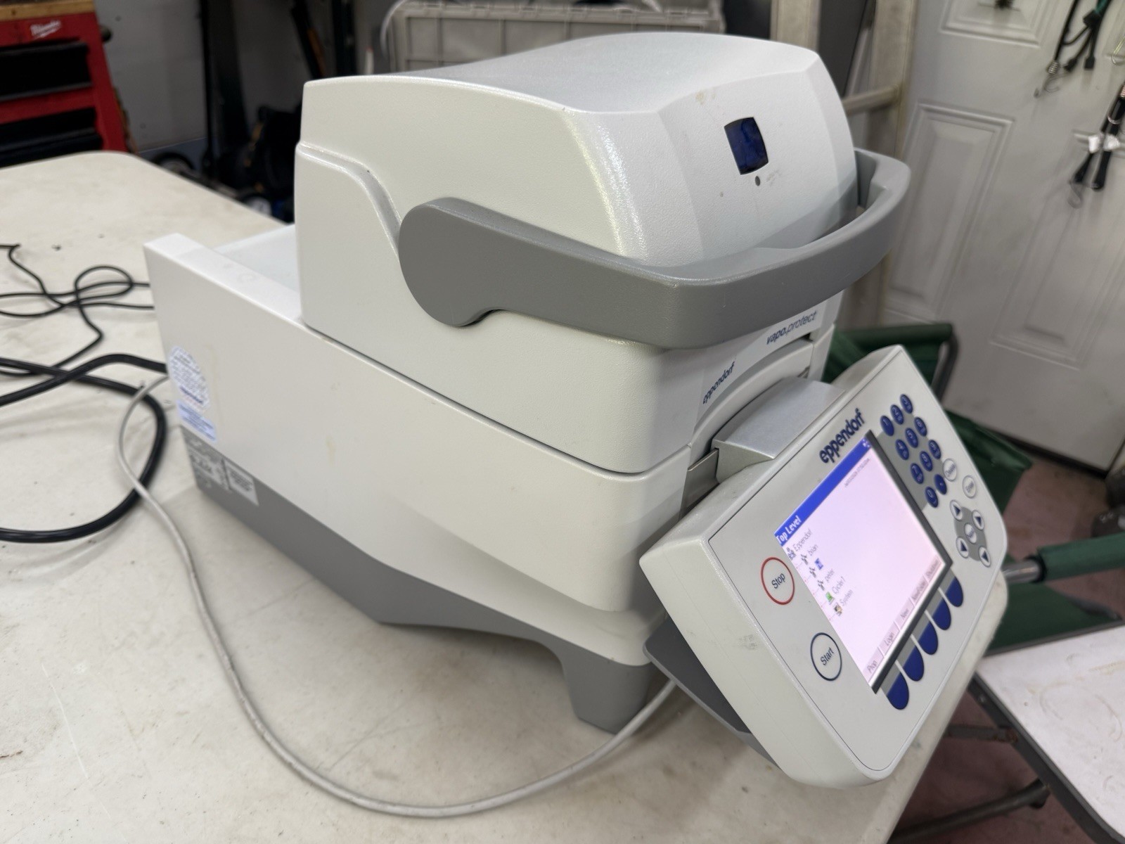 Eppendorf Mastercycler Pro 6321 Thermal Cycler PCR System Vapo.Protect