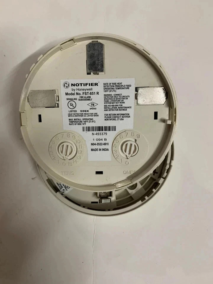 Set of Ten (10) Notifier FST-851R Heat Detector