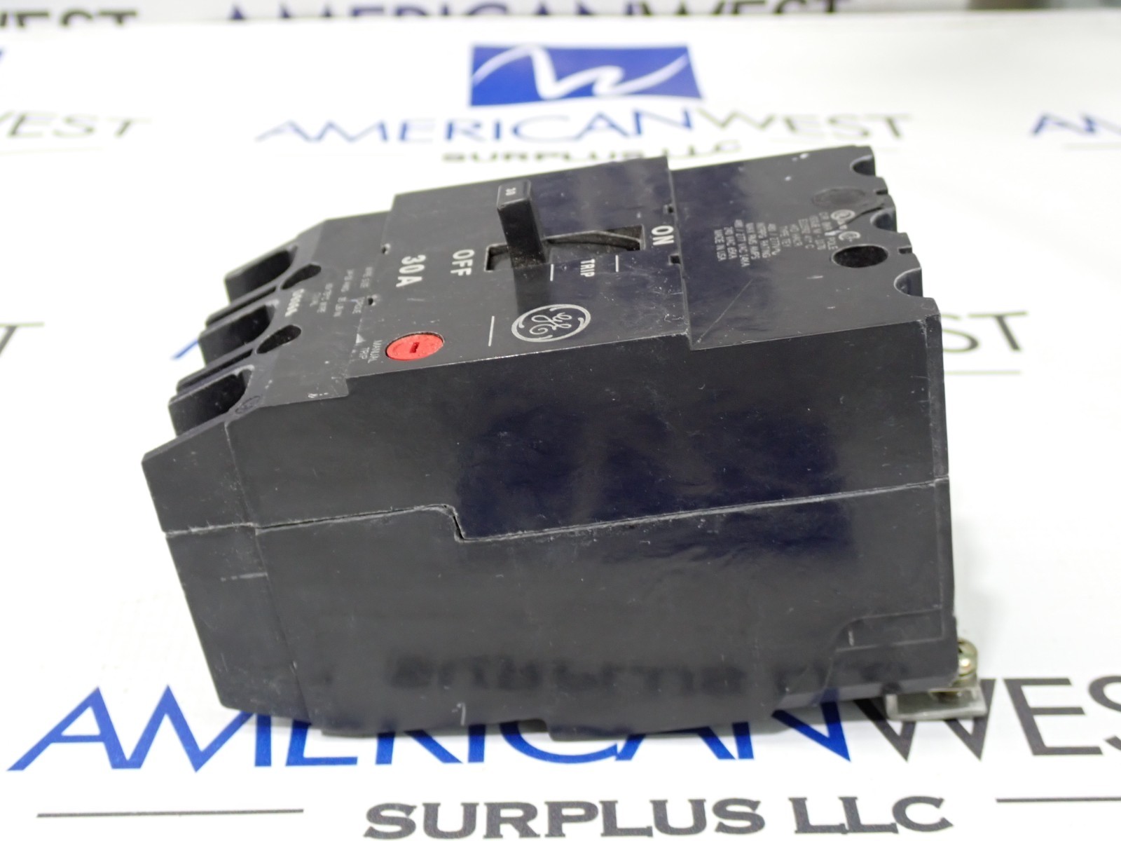 GE TEY330 30 Amp 3 Pole 480/277V TEY Circuit Breaker New Take Out