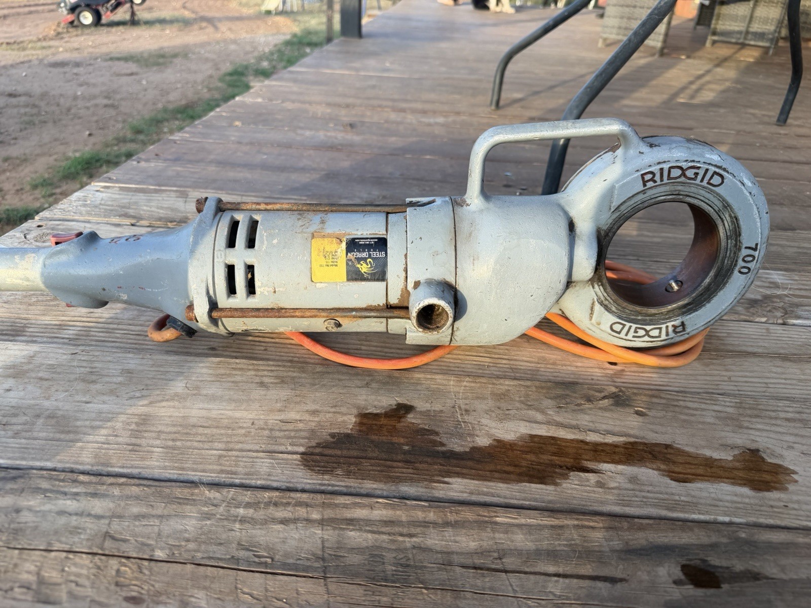 RIDGID 700 Pipe Threading Machine w/ Die Head, 1/2-2in NPT, RH