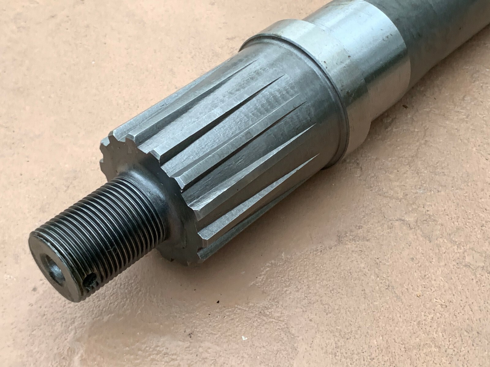 Servis Rhino Output Shaft for 00769921 & 00769927 Gearboxes, 00770728 (02-076)