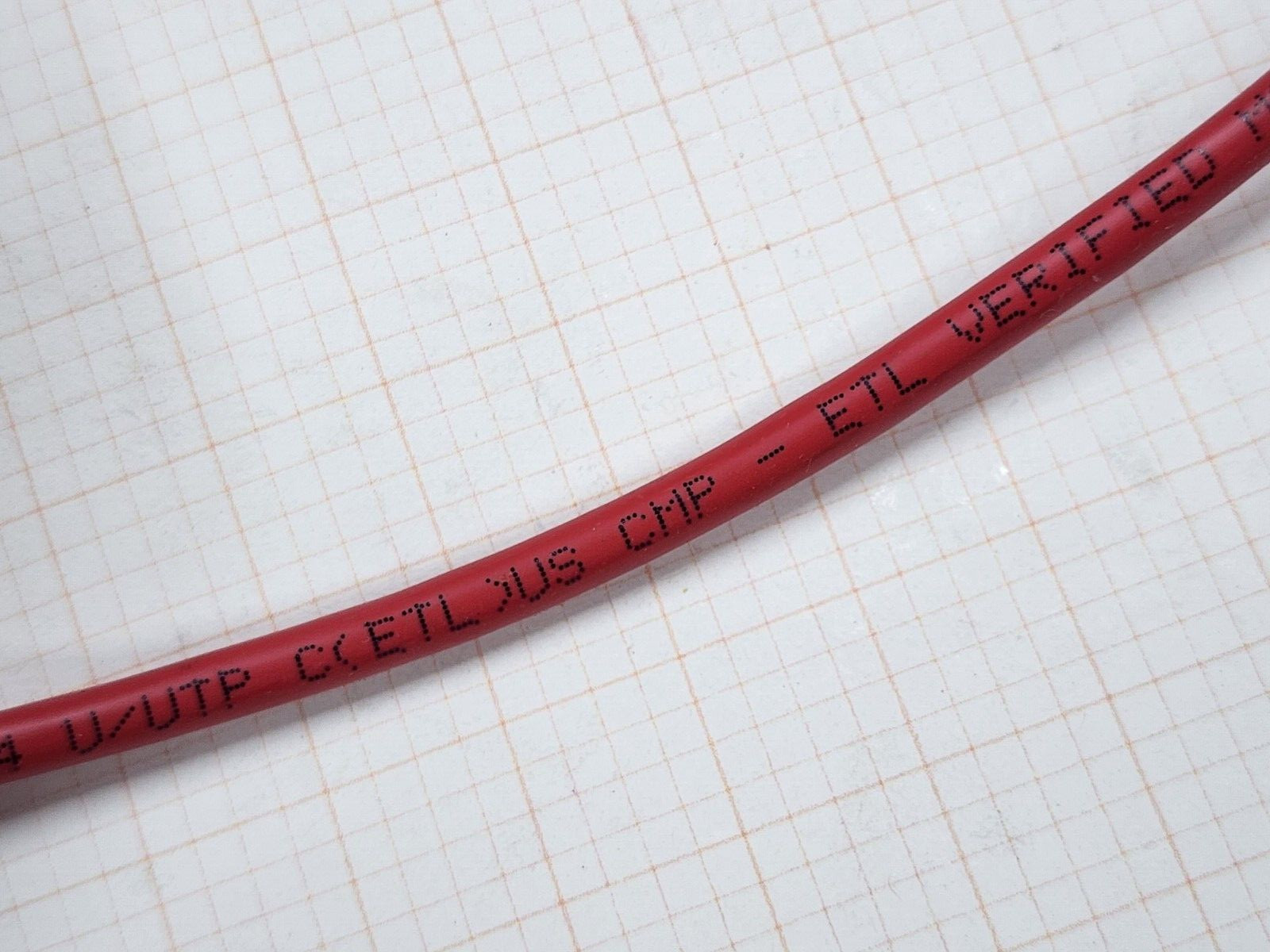 Commscope CS24P 24/4P Cat5E U/UTP WebTrak Plenum Network Cable CMP Red /100ft