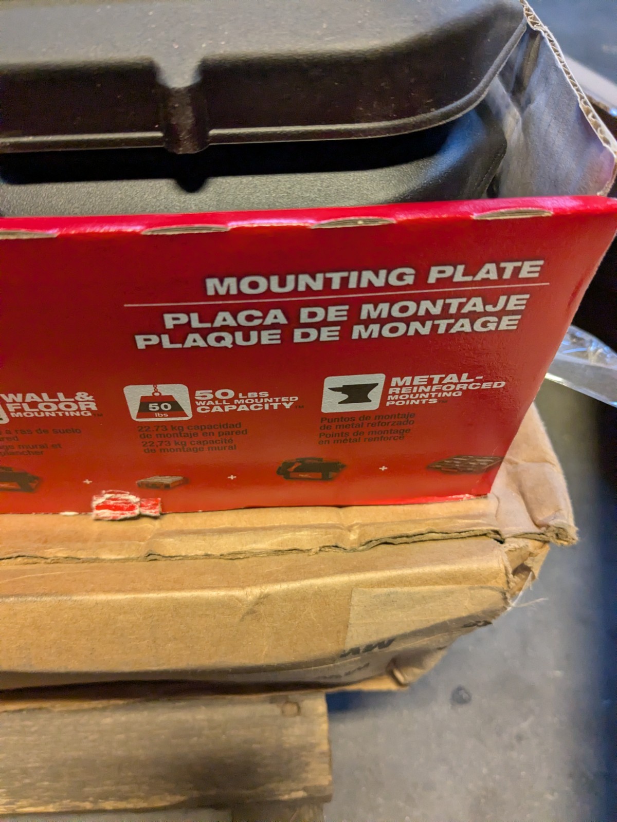 Milwaukee PACKOUT Mounting Plate: 1.1" H, 18.4" L, 23.4" W Qty 5