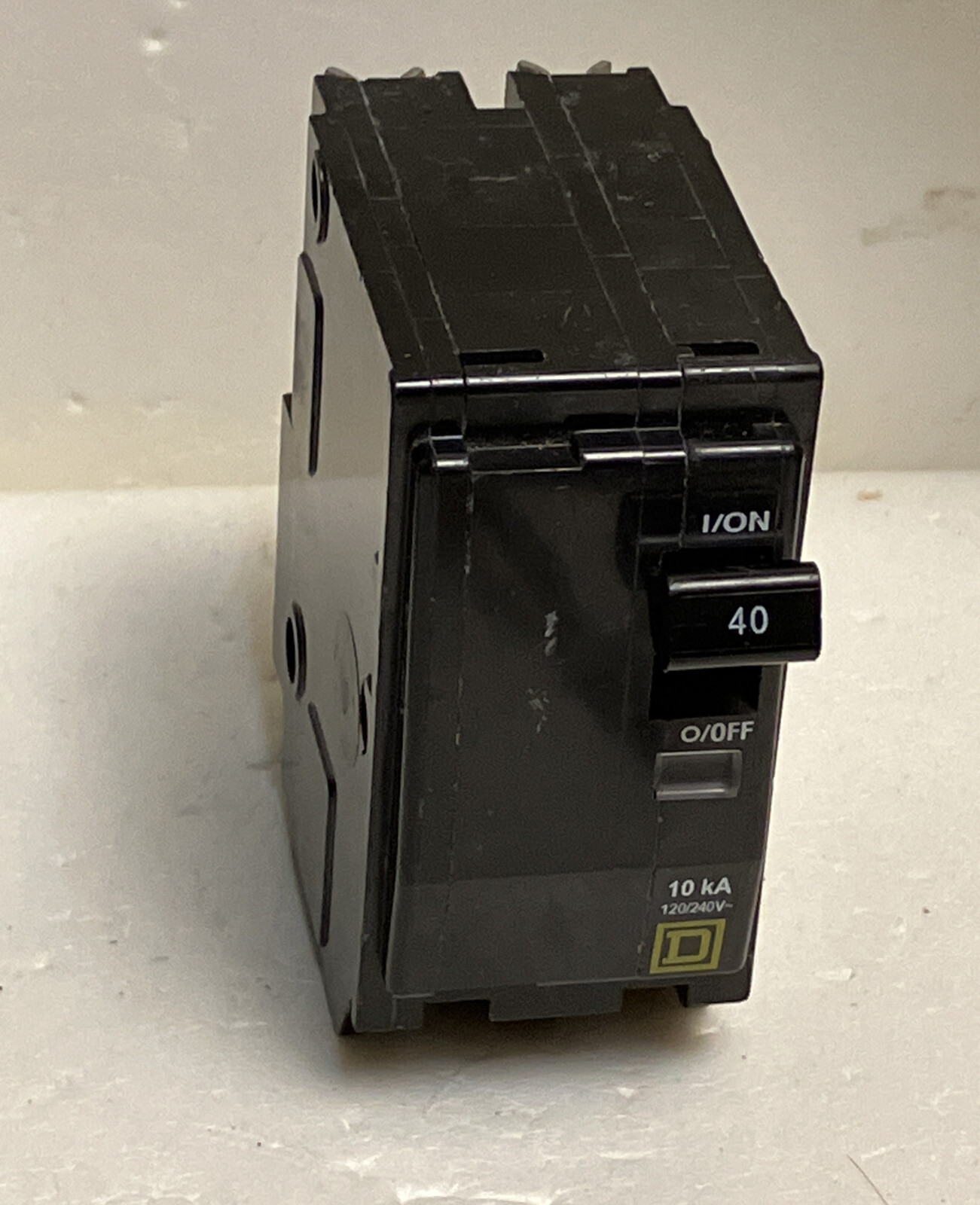 Square D QO240 40 Amp 2 Pole Yellow «D» QO Plug-in Circuit Breaker 120/240 USED