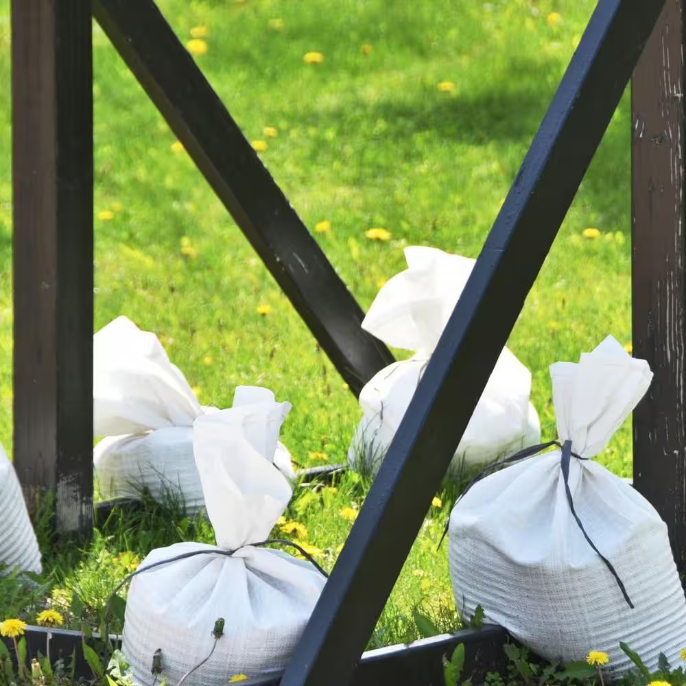 15 In. X 27 In. White Woven Sand Bags with Tie String (25-Pack)