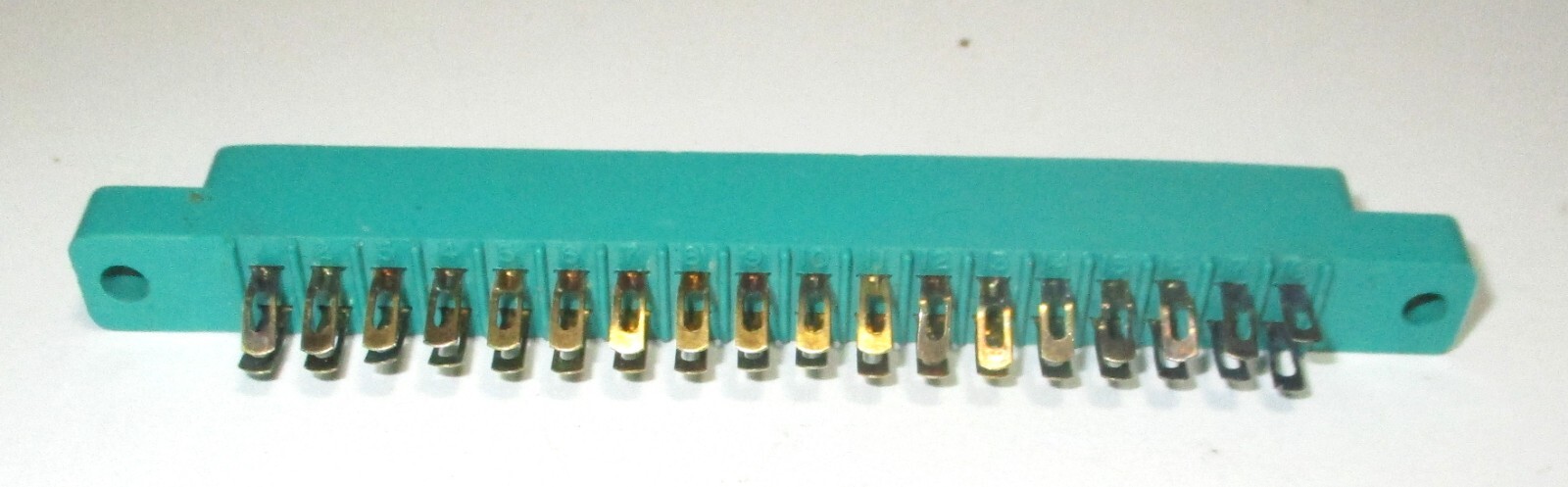 Continental PC-18 Card Edge Connector 18 Position 36 Pin NOS No Packaging