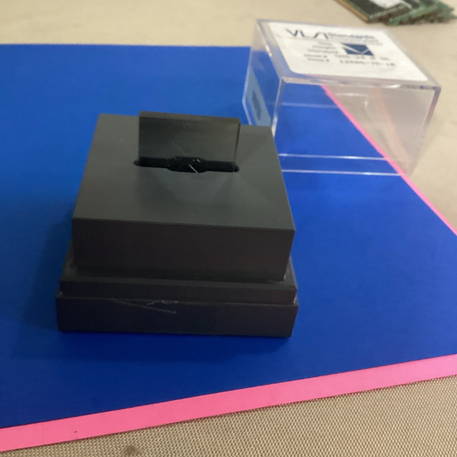 VLSI SHS-24.0 QC Step Height Standard 24 µm Quartz Calibration Block