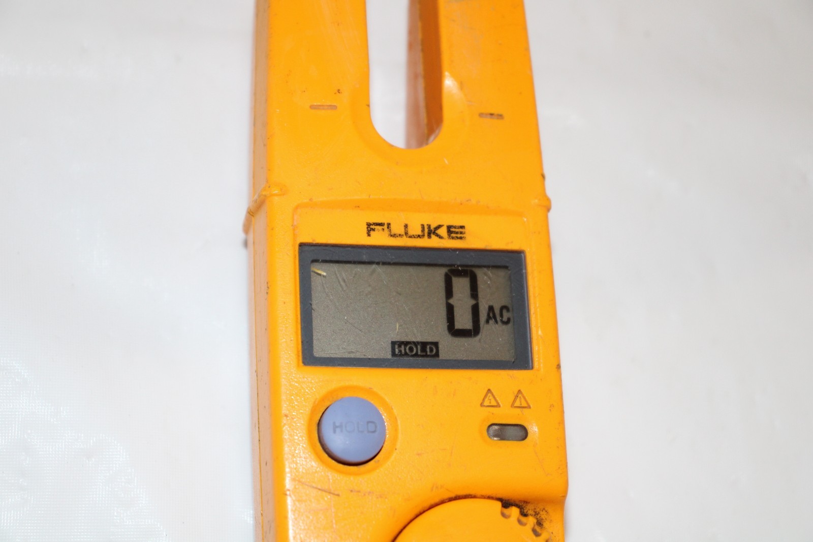 Fluke T5-600 Clamp Meter Continuity Current Electrical Tester CAT iii 600V