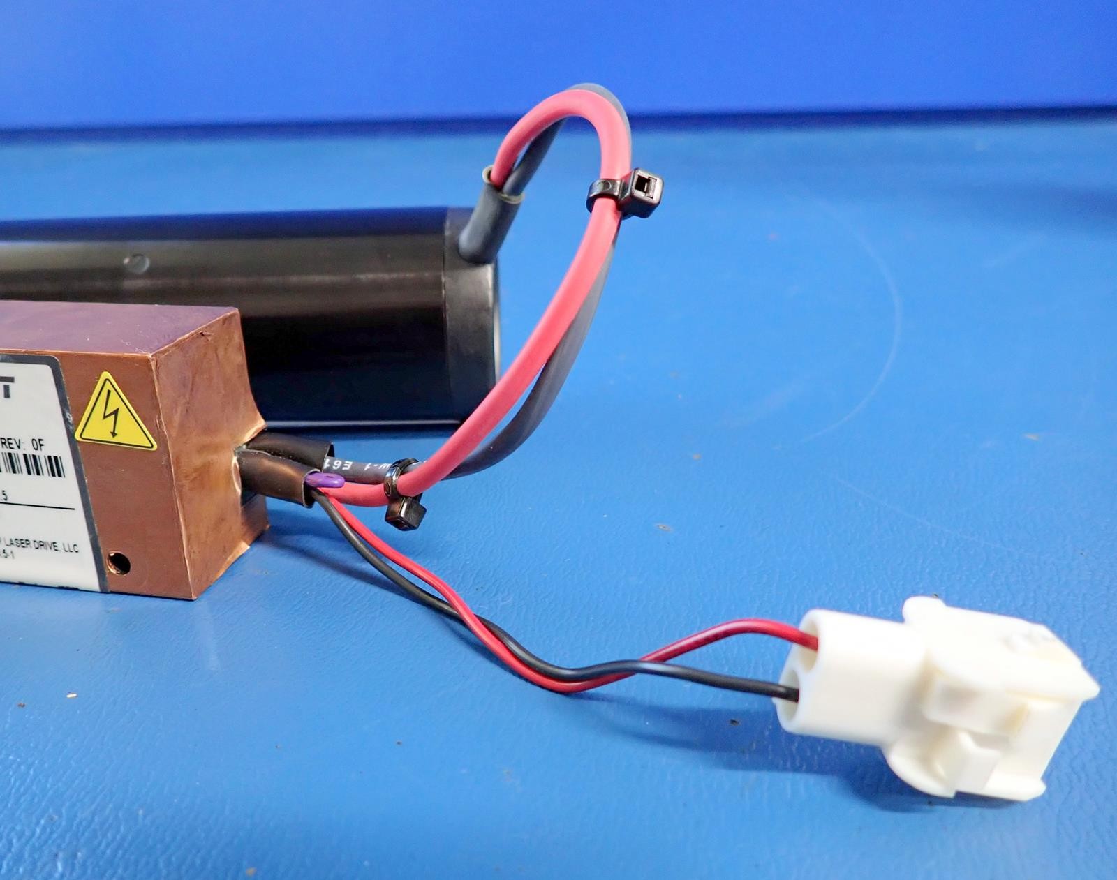 MELLES GRIOT 05-LLC-508 632.8nm HeNe Laser Module w/ 05-LPM-850-045 Power Module
