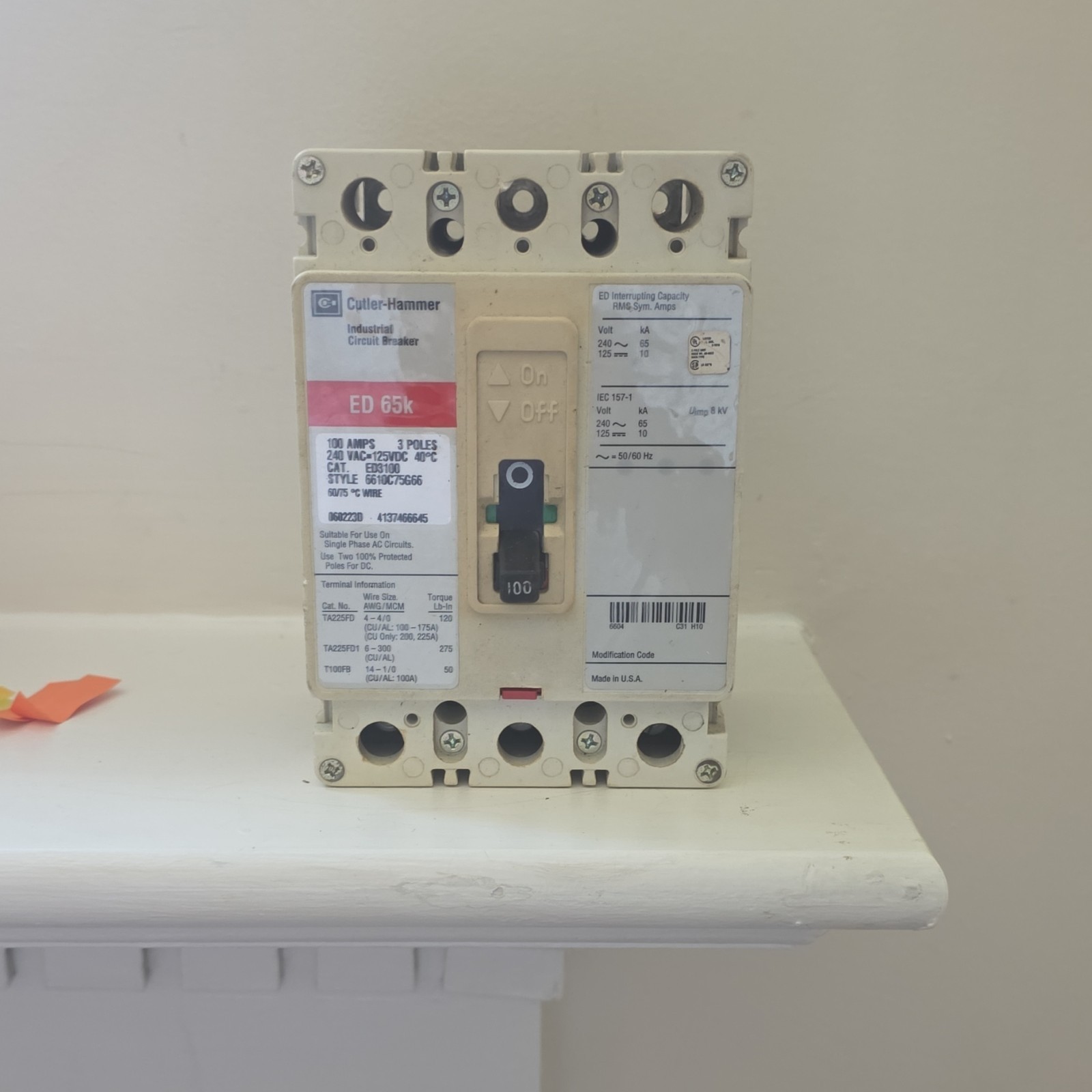 Cutler-Hammer FD65K 100A 3-Pole AC Circuit Breaker 241-600V Trip Indicator