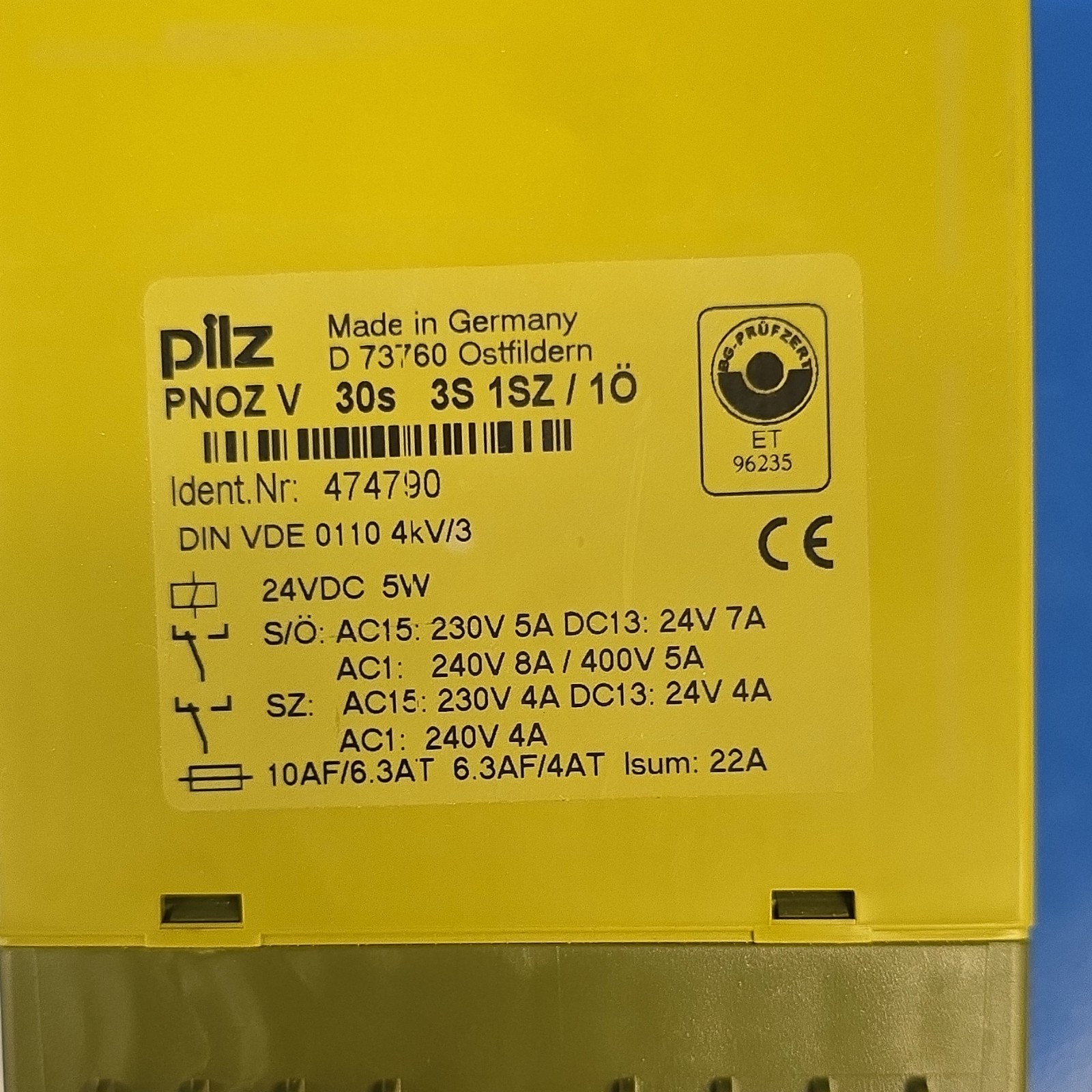 Pilz PNOZ V 30s Safety Relay 24 VDC 3NO/1NC w/ Indicator 474790