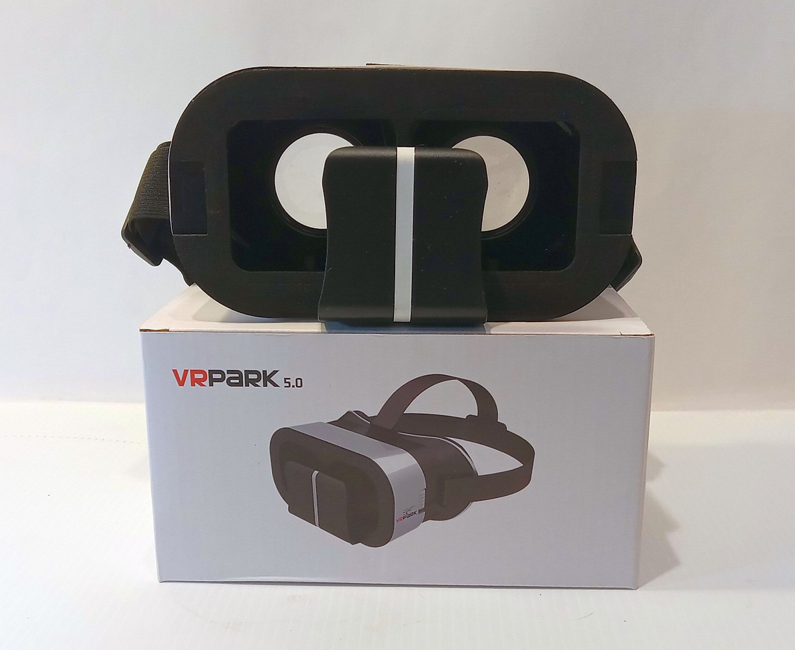 1 NEW VRPARK 5.0 0755-89610268 VIRTUAL REALITY GOGGLES NIB ***MAKE OFFER***
