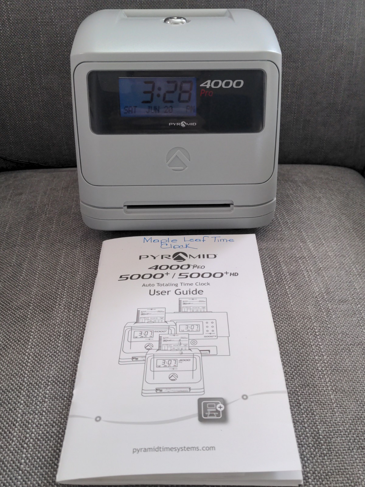 Pyramid Time Systems 4000 Time Clock Auto Totaling UNLOCKED NO KEY