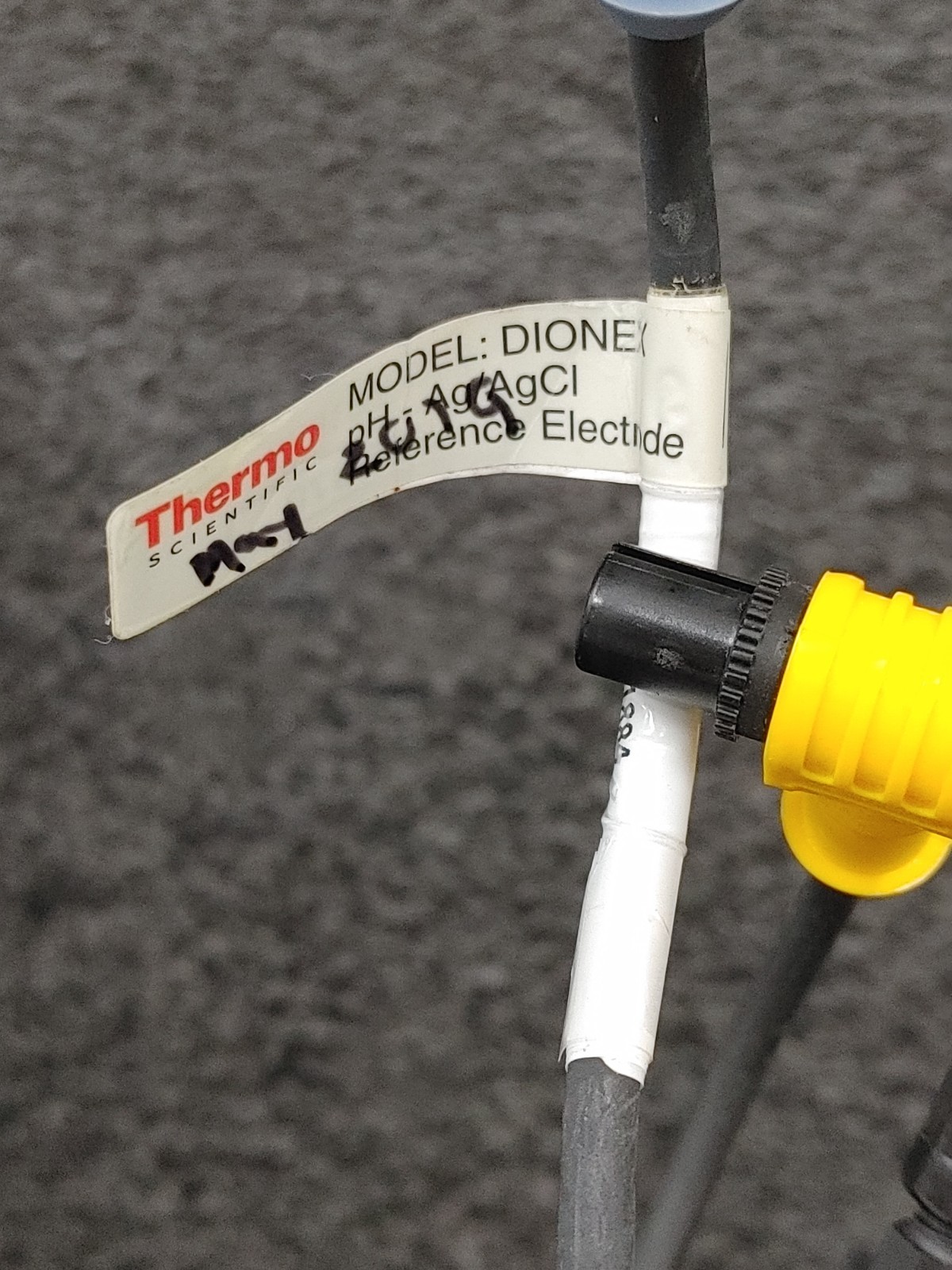 THERMO SCIENTIFIC ICS-5000 Electrochemical Cell with 061879 Reference Electrode
