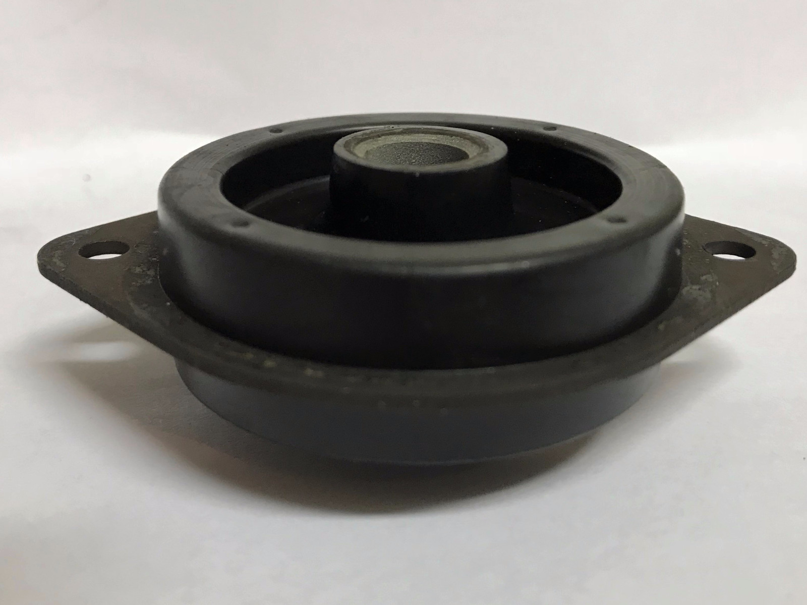 MADE IN USA! Motor Engine Mount Isolator replace John Deere AM101961 BRAND NEW!