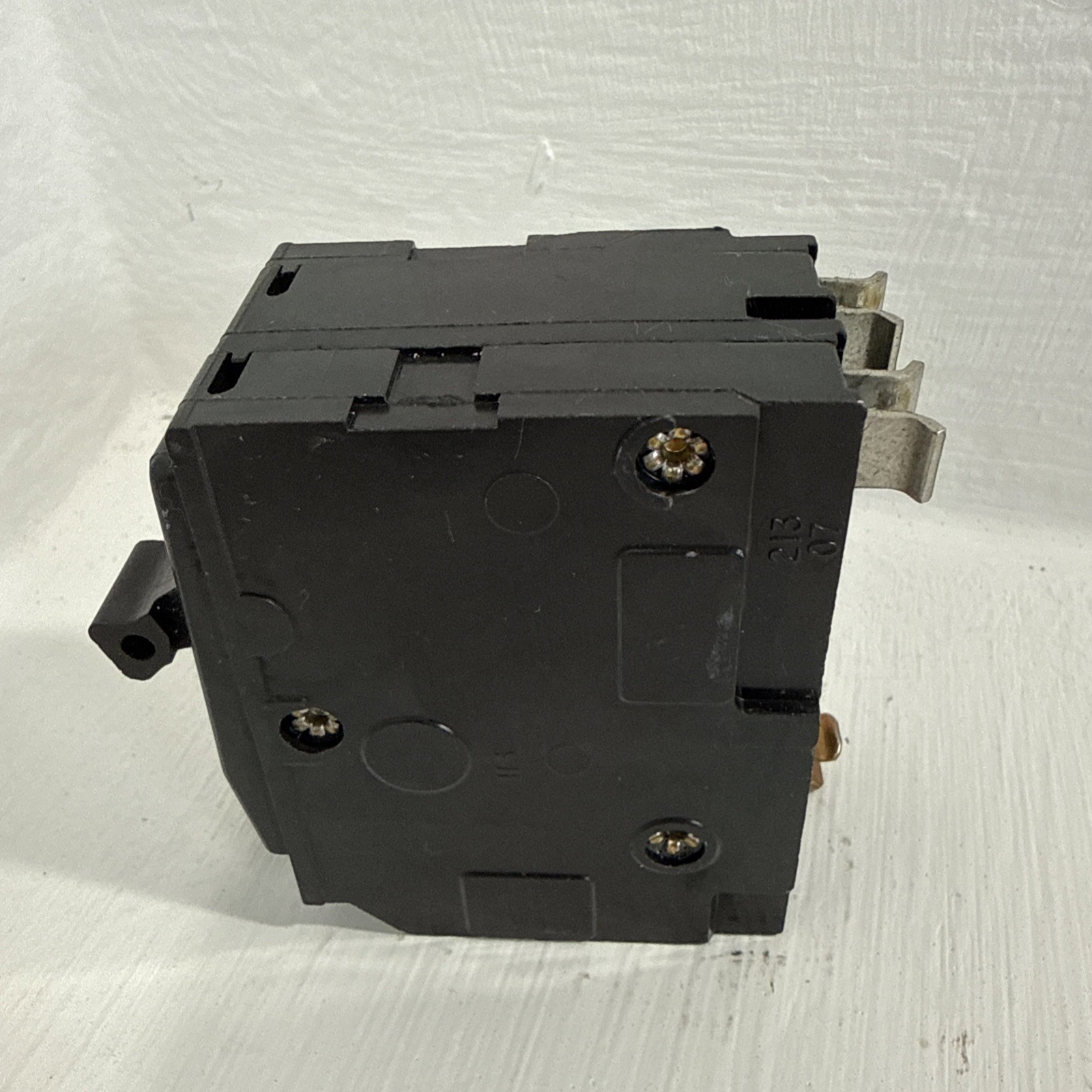 Square D QO230 30 Amp 2 Pole 10kA 120/240V Plug-In 30A 2P Breaker YELLOW FACE