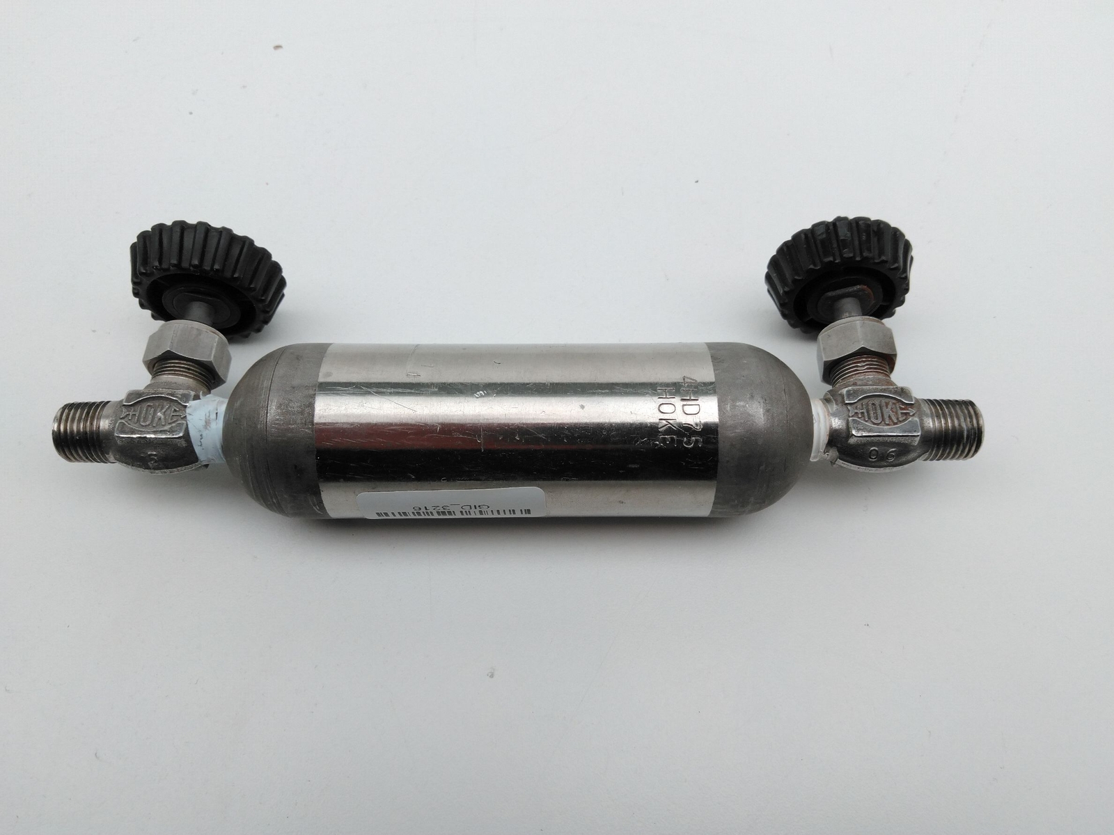 Hoke 4HD75 Double Ended Sample Cylinder, 75ml, SS, 1/4″, 1800Psi w/ Valves