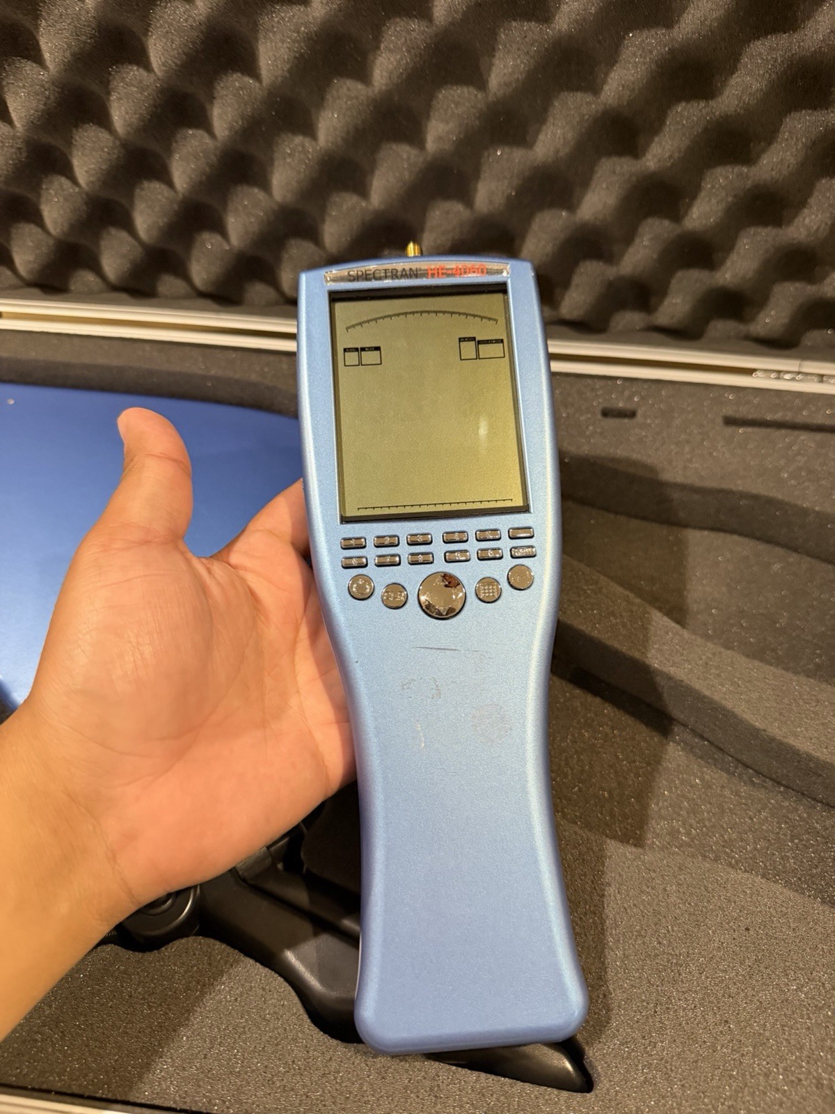 AARONIA SPECTRAN HF-4060 SPECTRUM ANALYZER (TESTED) FREE SHIPPING