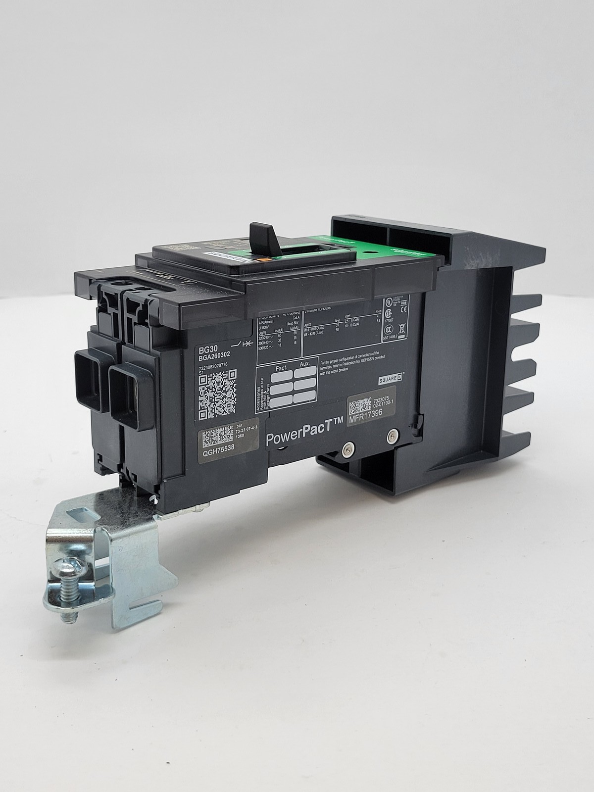 Square D BGA260302 PowerPact I-Line Circuit Breaker 30A 2P 600V 18KA BG30 Green