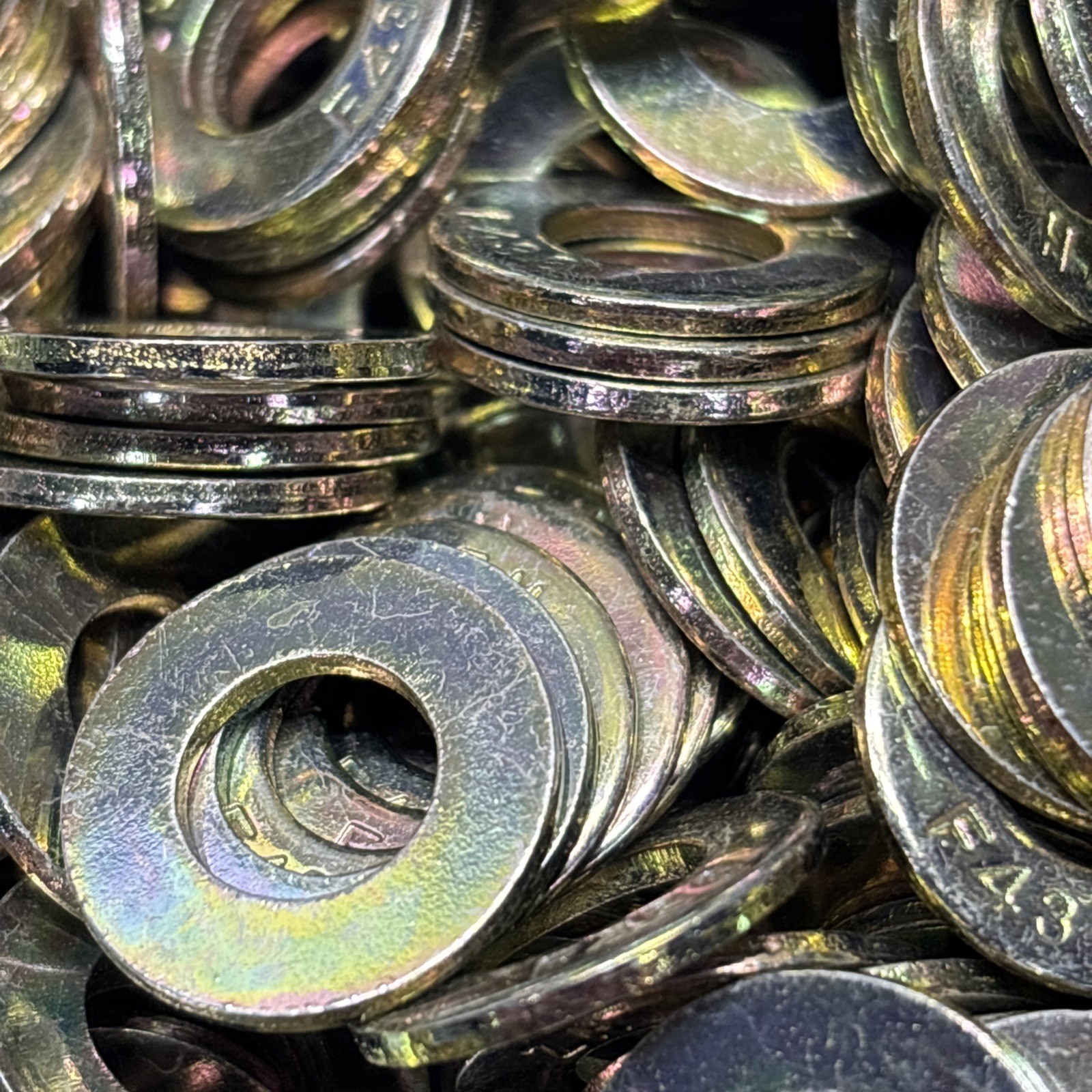 500- 5/16” F436 Structural Flat Washers Zinc Yellow, 11/16” O/D, 0.60” Thick