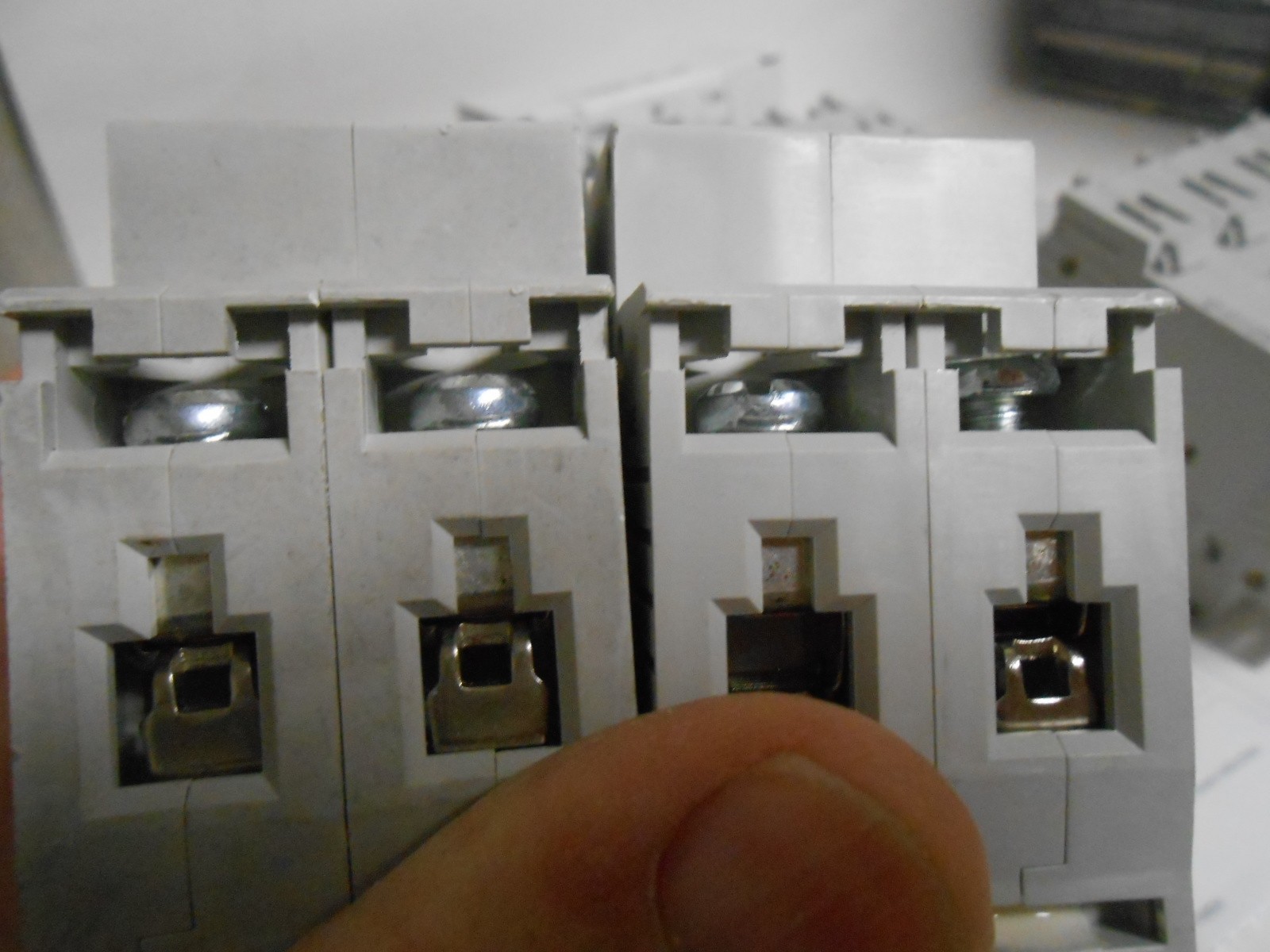 Gladiator GMCB Rail Mount Circuit Breaker 2A 3A 5A 8A 15A & 20A Lot of 8