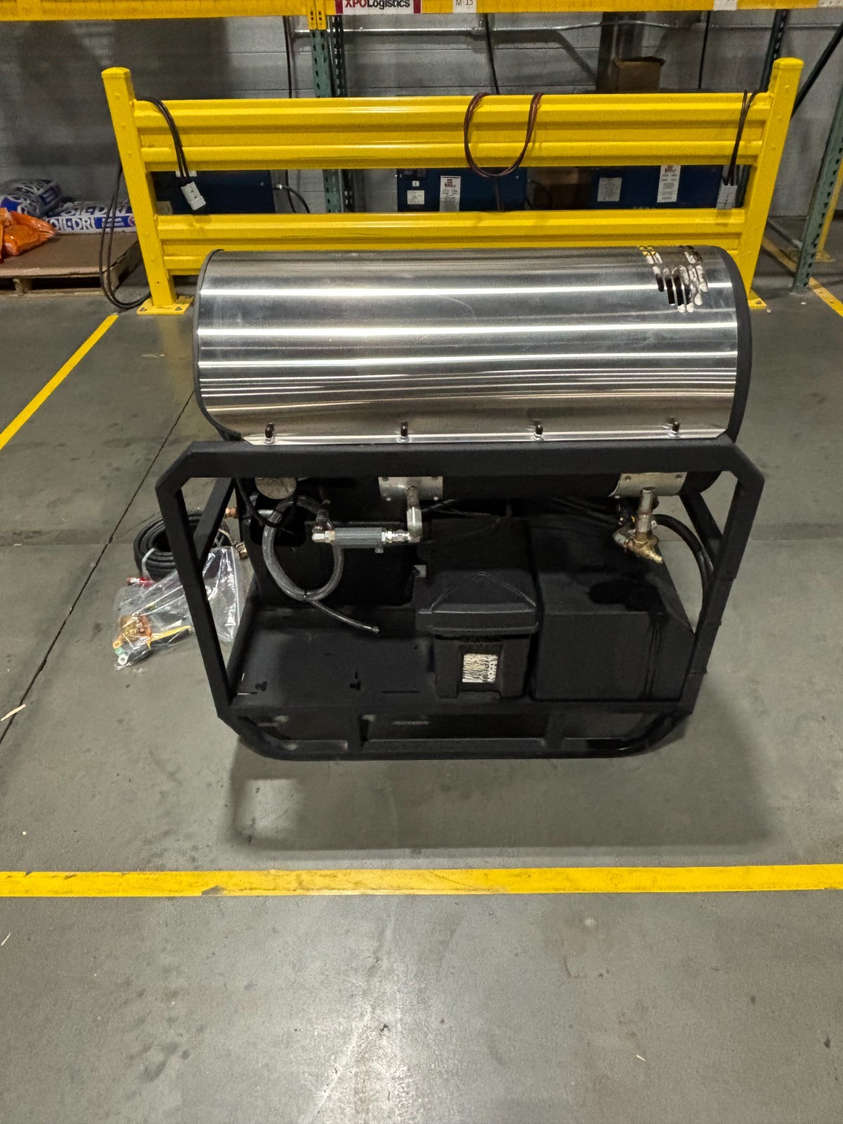 Karcher Jalapao Series Pressure Washer – HDS 3.9/30 Pe Cage #1.575-600.0(B)