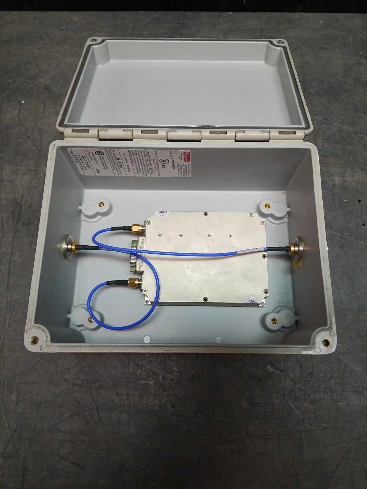 BLOCK DOWN CONVERTER, 1.99 – 2.5GHz in Hoffman Enclosure