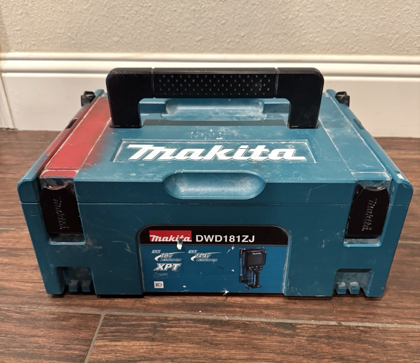 Makita DWD181ZJ 18V LXT Lithium‑Ion Cordless Multi‑Surface Scanner Kit Complete