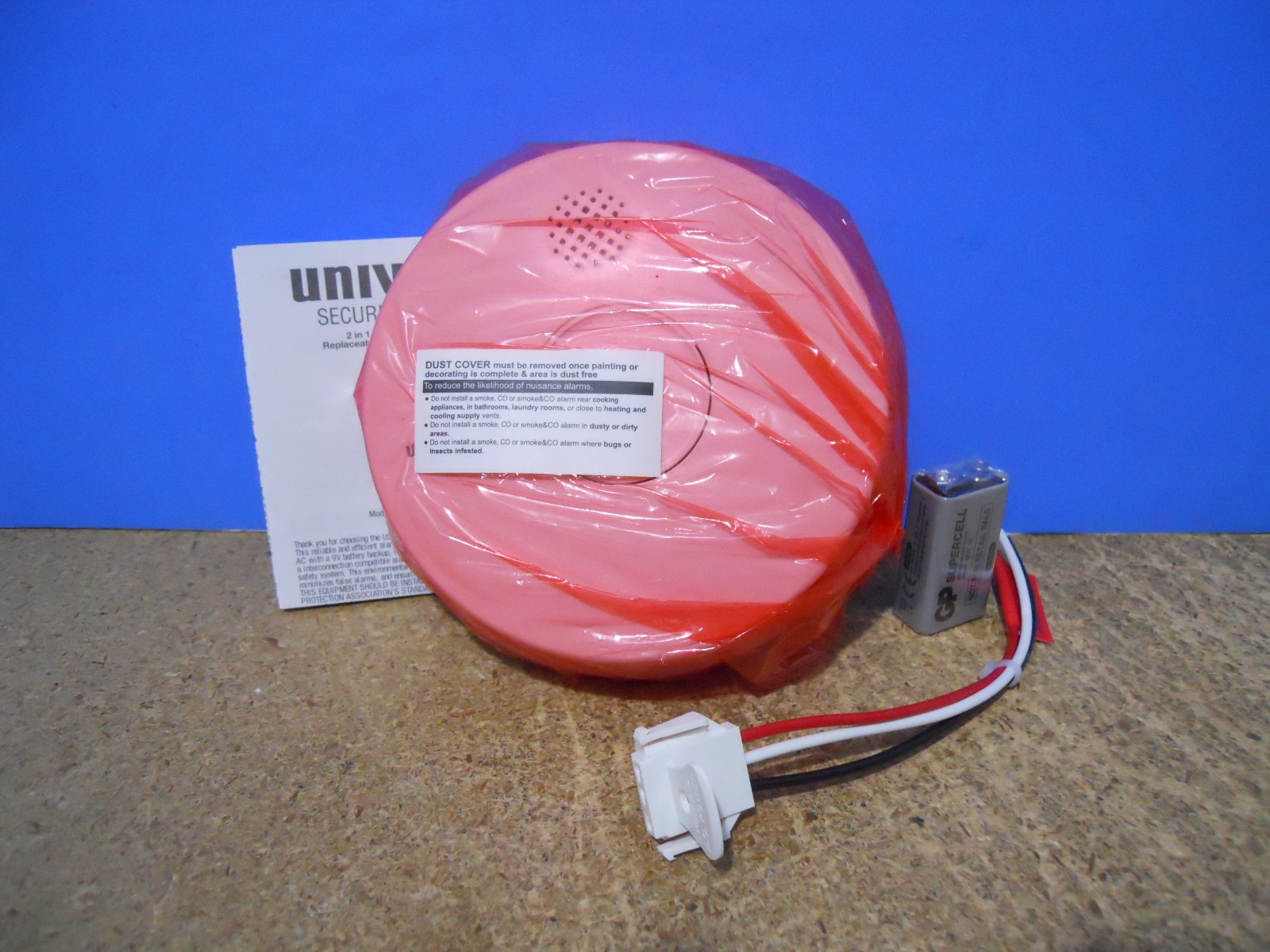 Universal Security 2 In 1 Smoke & Fire Alarm Sensing + Hardwired Battery Backup