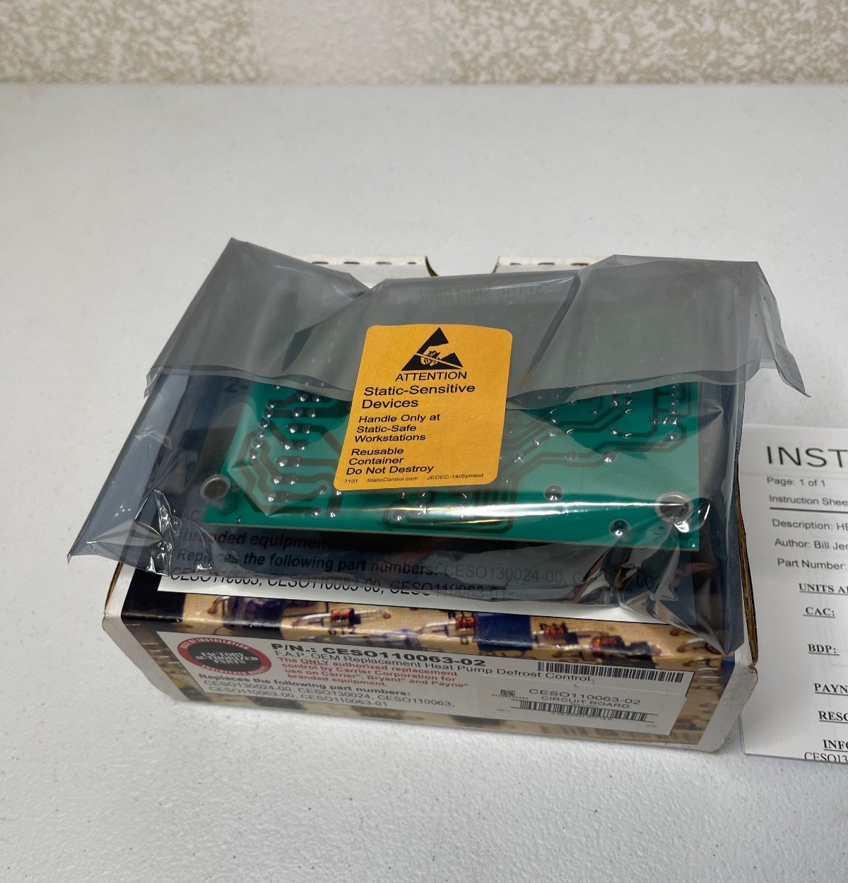 Carrier Bryant CESO110063-02 Heat Pump Defrost Control Board