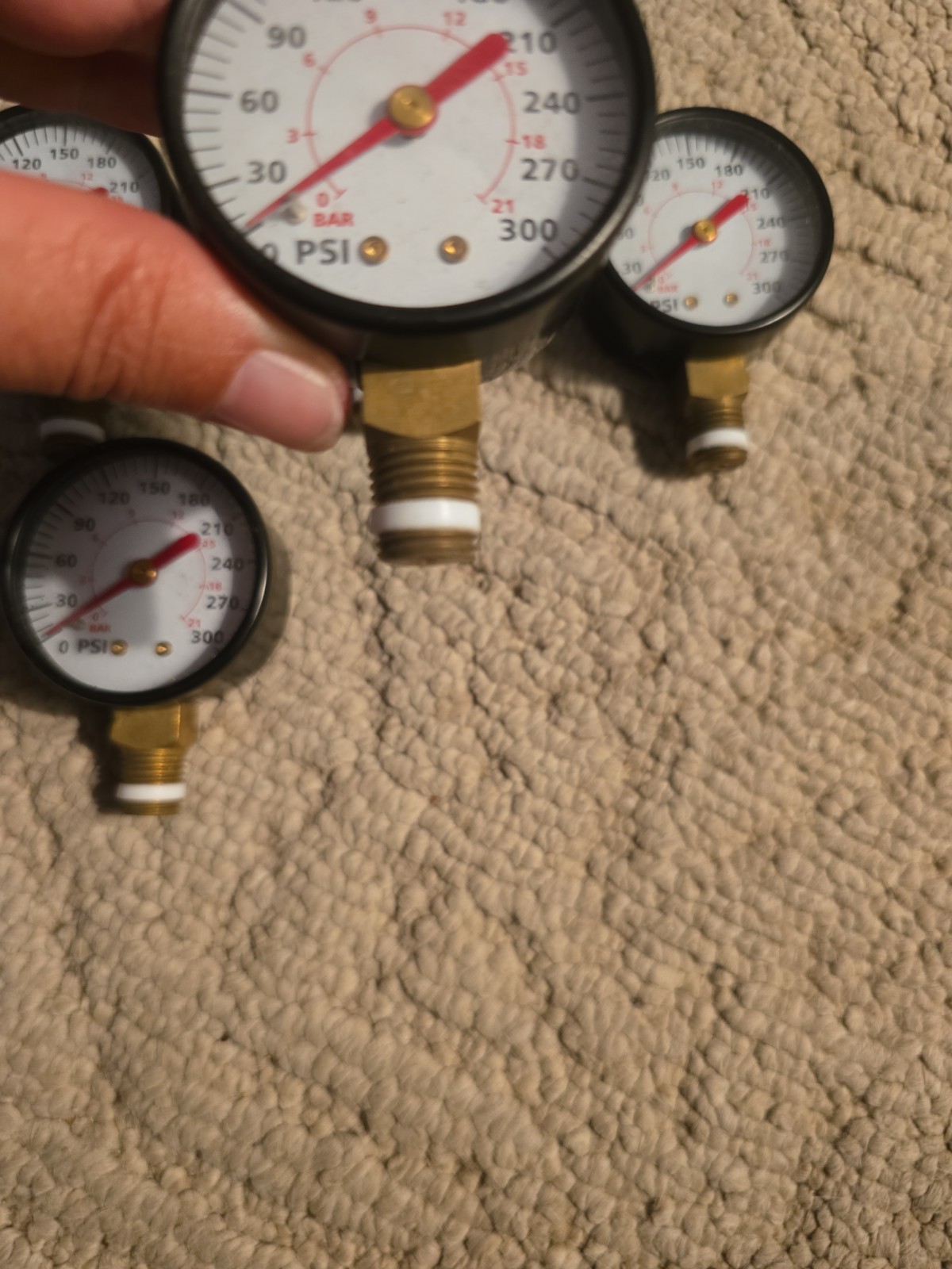 5 Air Compressor Pressure Gauge 0-300 PSI, 1/4in Male Thread, 2-1/2» Face New