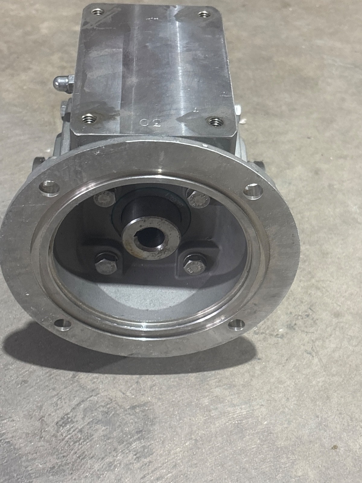 Baldor SSHF-921-30-65-H104 Gear Reducer Motor 30:1 Ratio AGMA Class I Service –