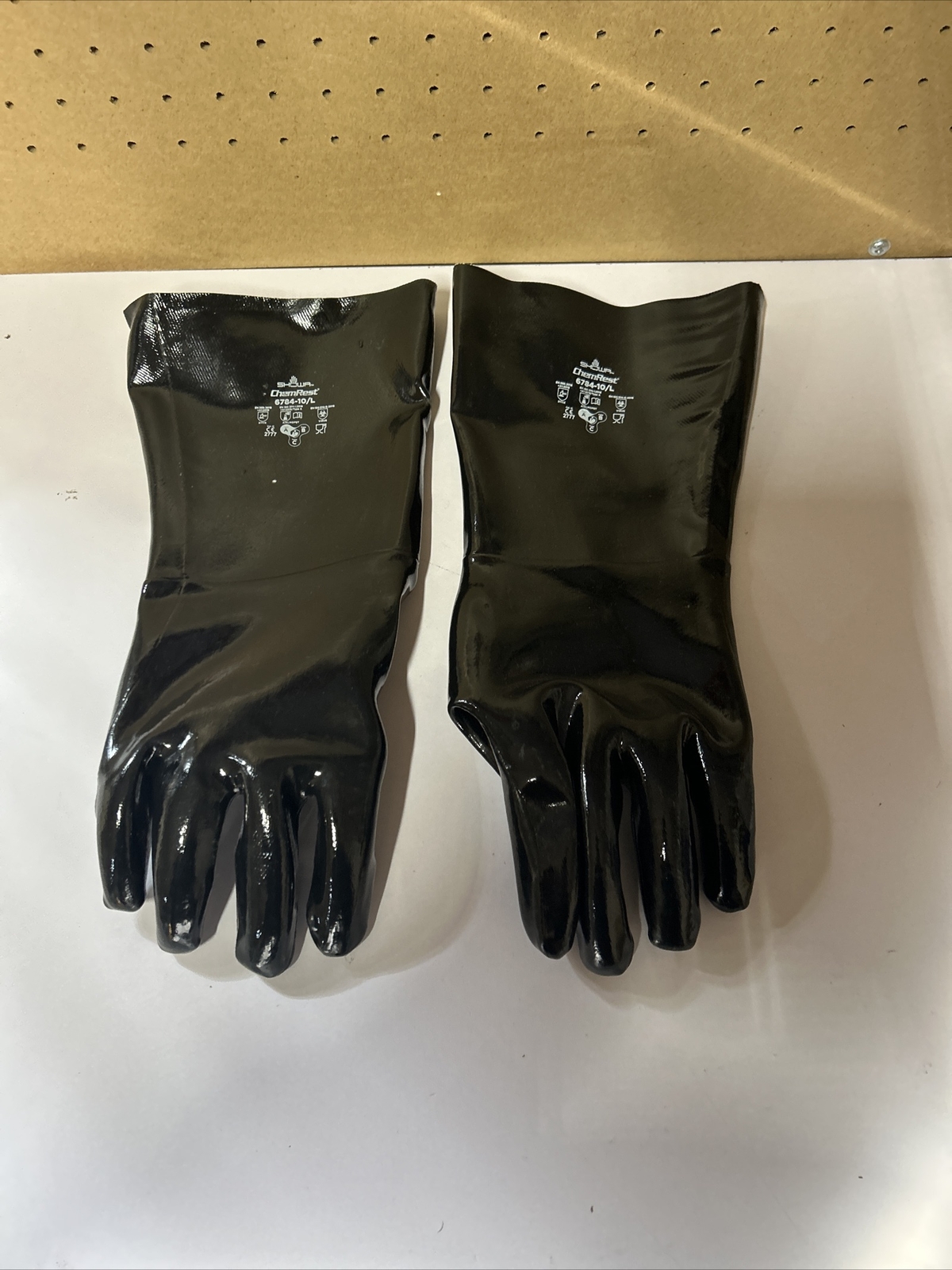 Showa 6784-10/L 14″ Chemical Resistant Gloves, Neoprene, Size 10, 1PR Man. 6/23