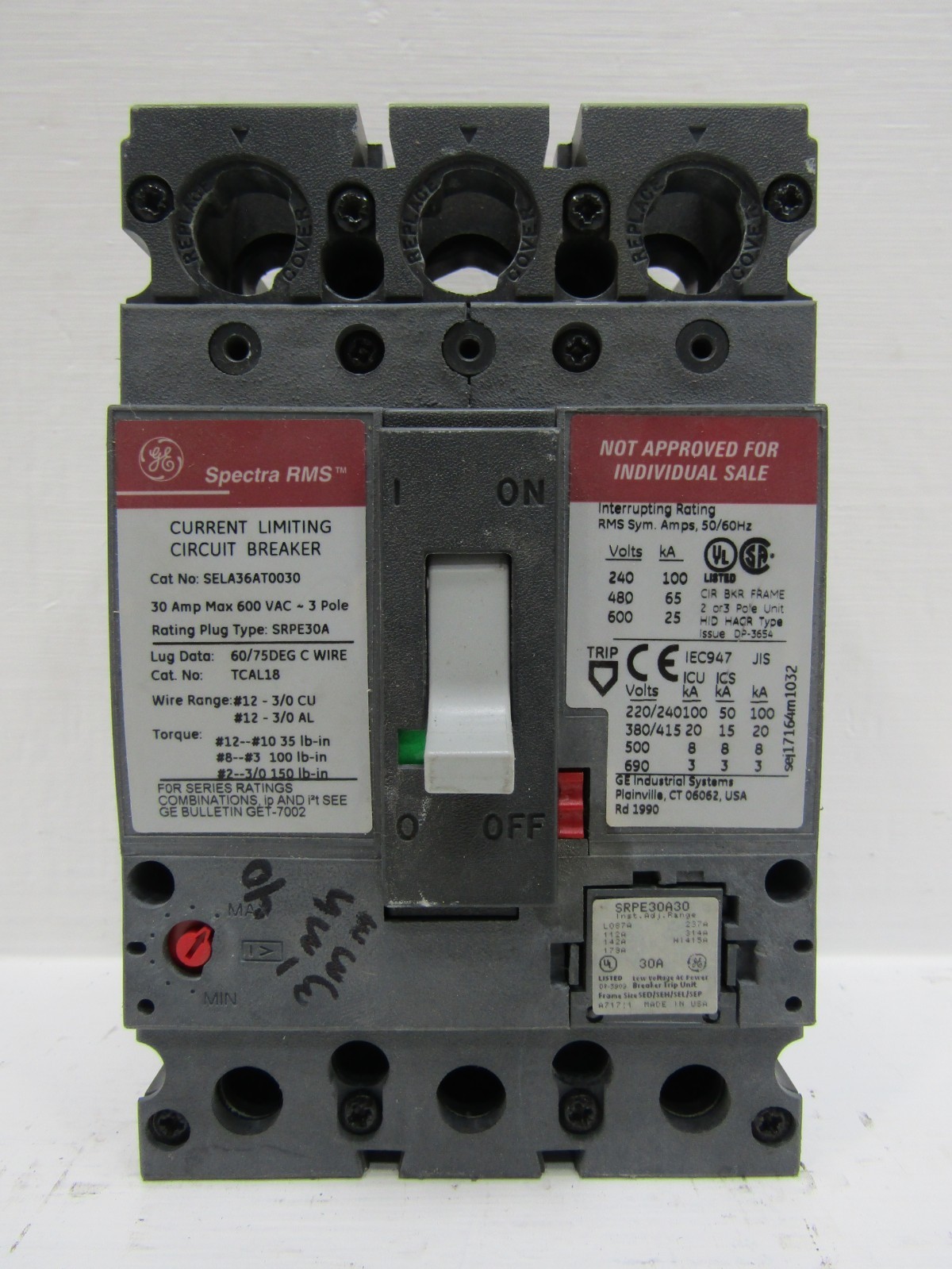 GE SELA36AT0030 30 Amp 600V 3-Pole Spectra Circuit Breaker 30A Plug SRPE30A30