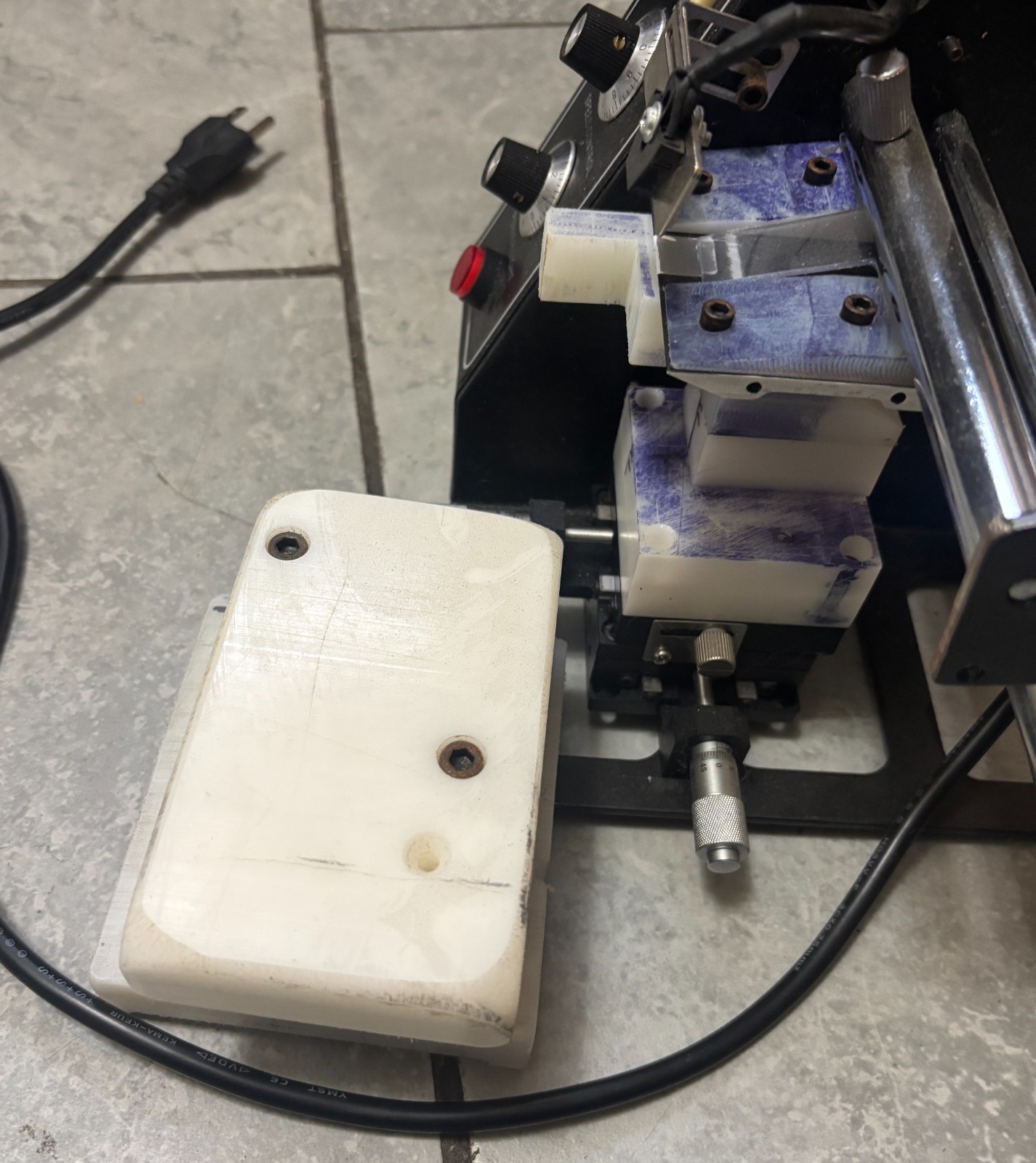 Auto Label Dispenser 1150D