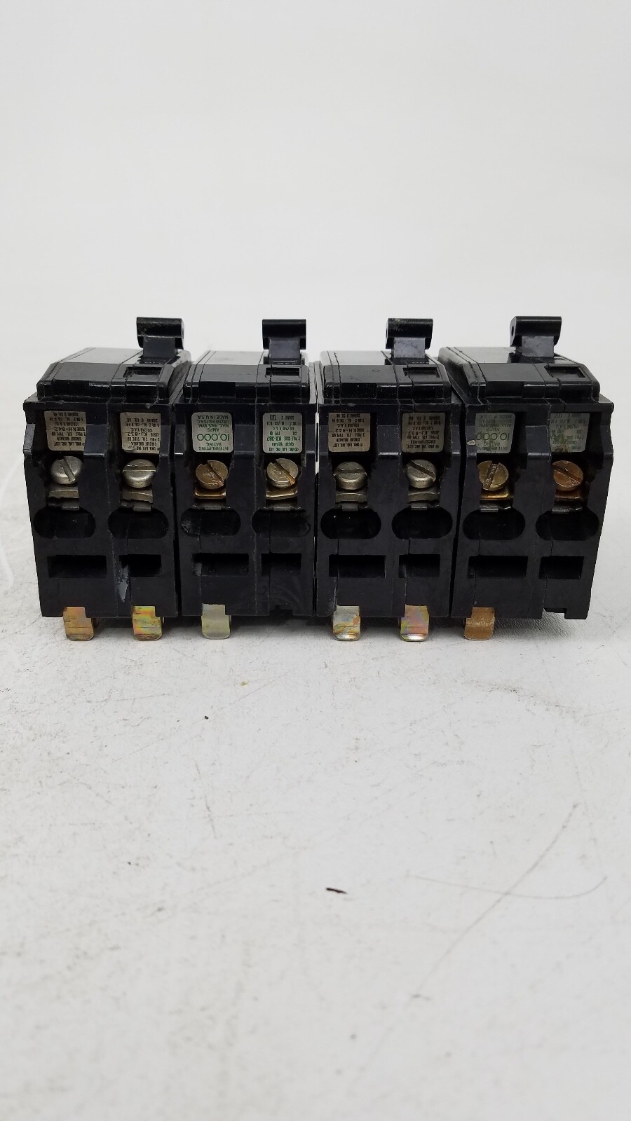 QO220 Square D 20 Amp Circuit Breaker (Lot of 4) *NEXT DAY OPTION*
